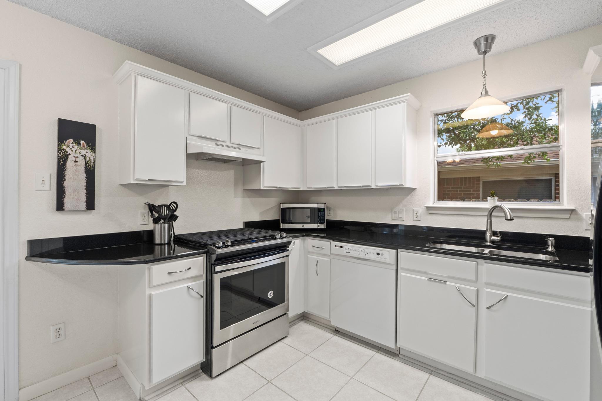 1603 Carriage Hills Trl, Cedar Park, TX 78613