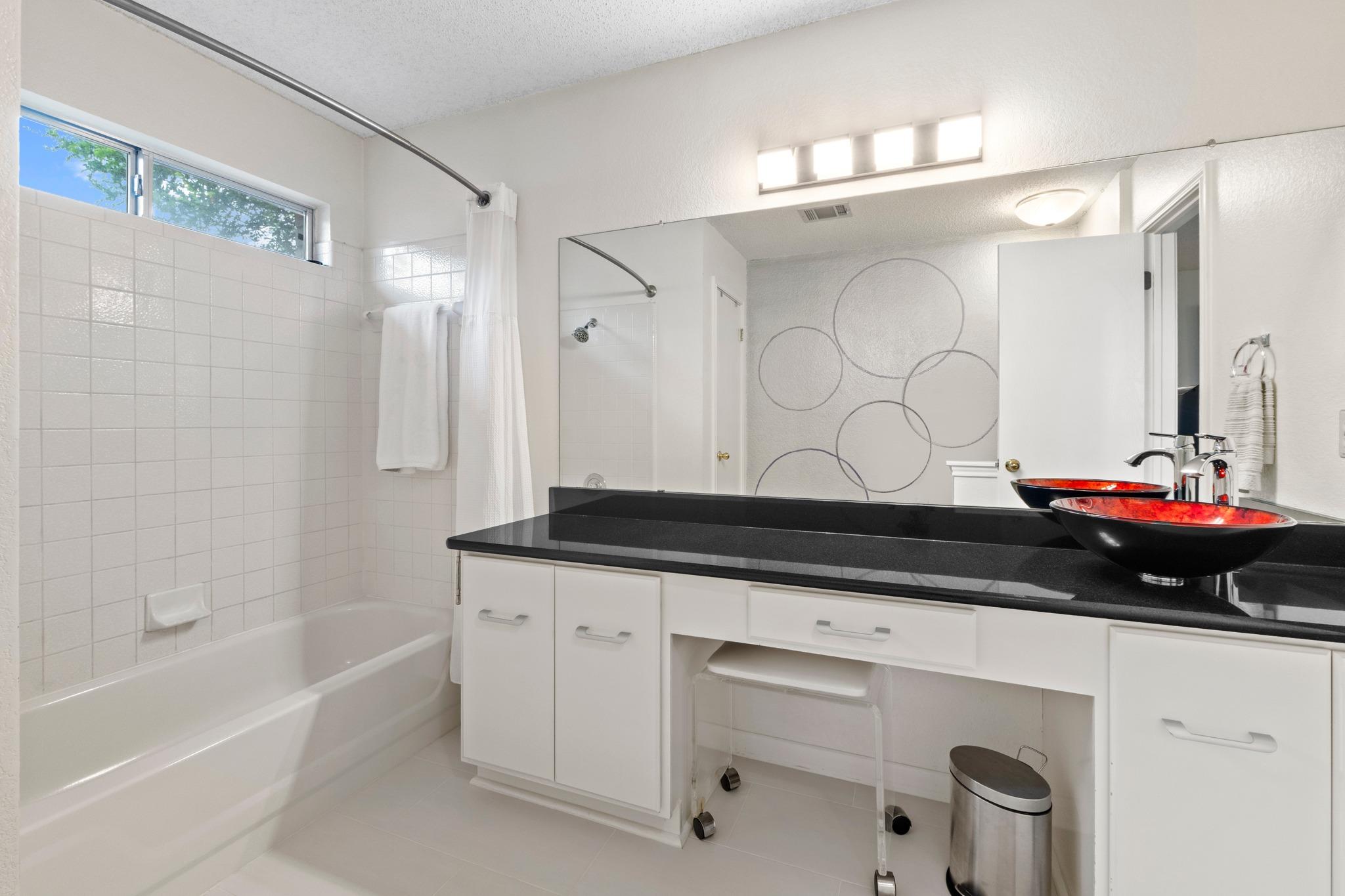 1603 Carriage Hills Trl, Cedar Park, TX 78613
