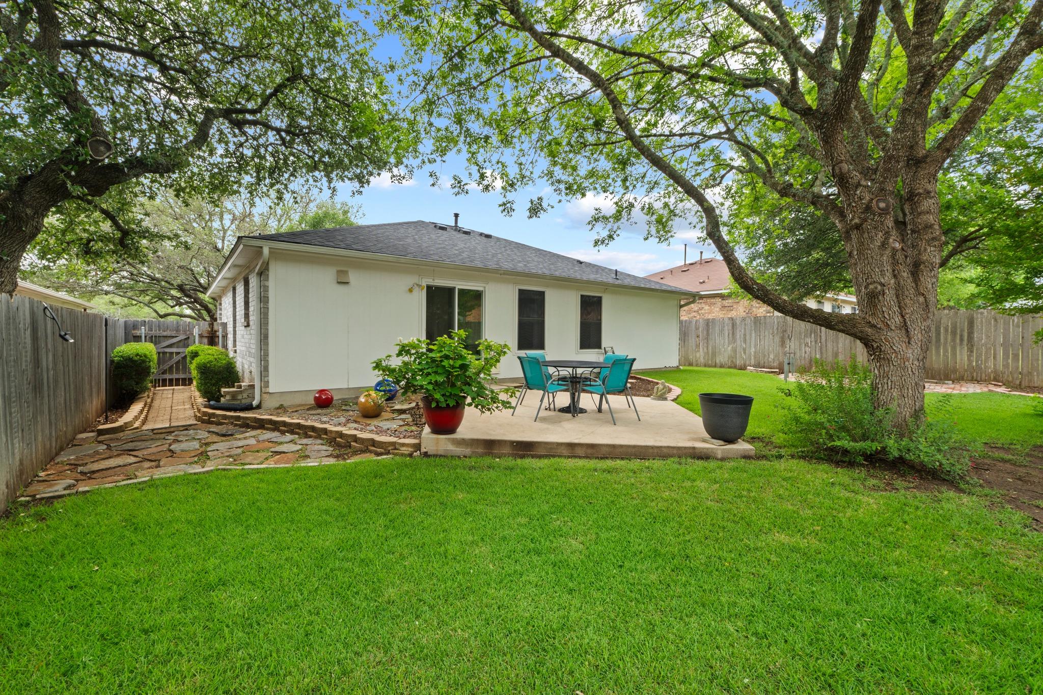 1603 Carriage Hills Trl, Cedar Park, TX 78613