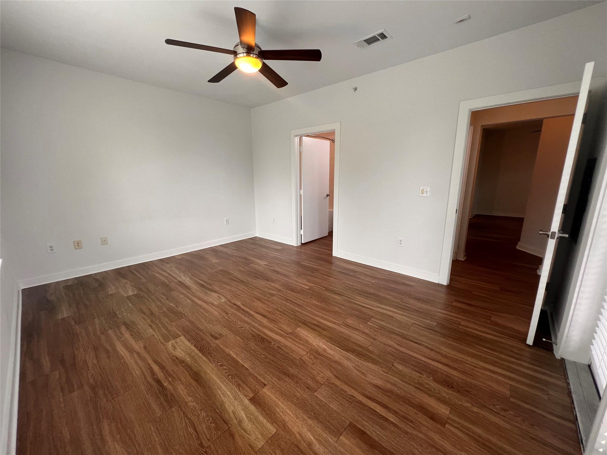 1900 Barton Springs Rd # 4041, Austin, TX 78704