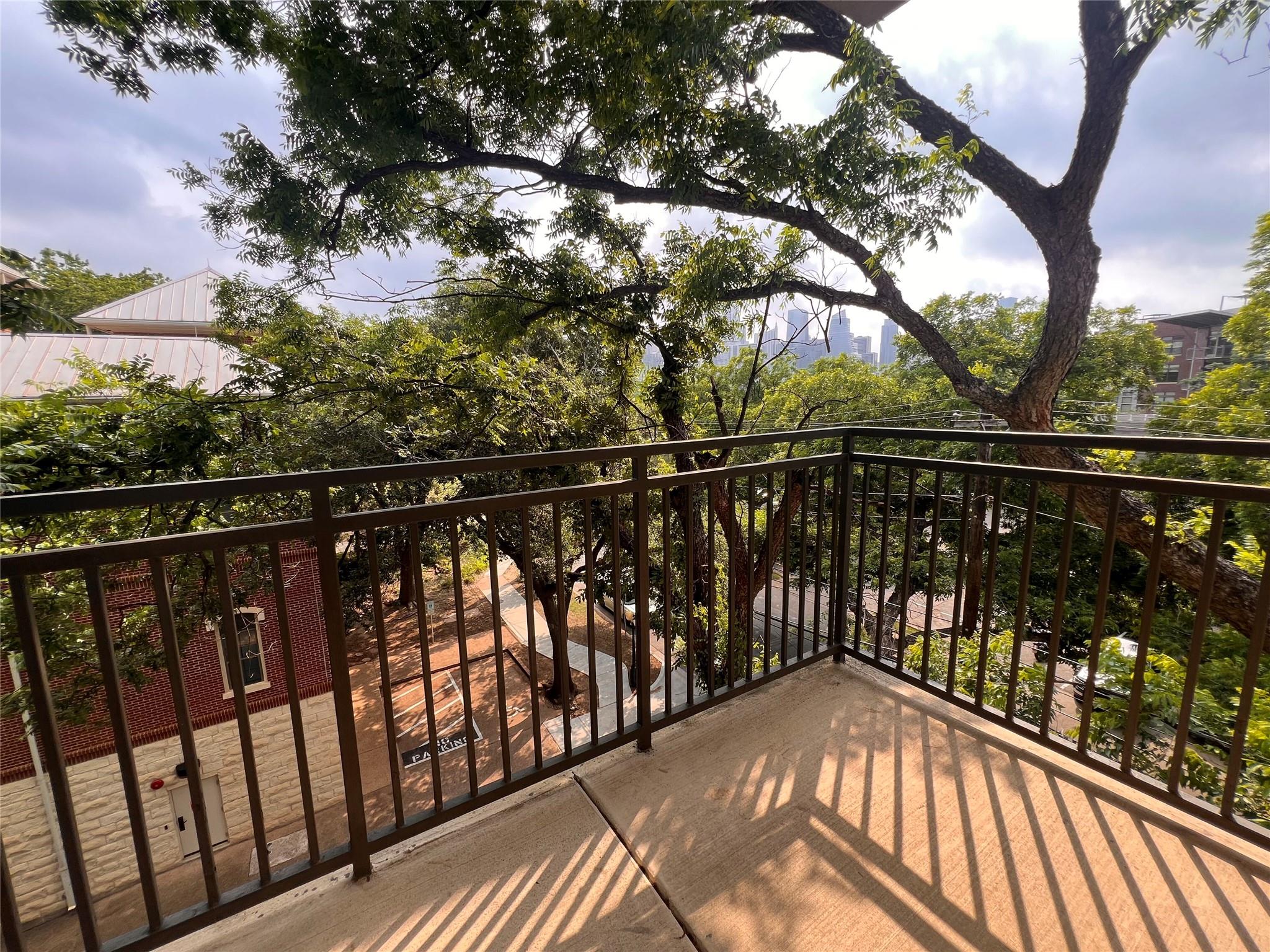1900 Barton Springs Rd # 4041, Austin, TX 78704