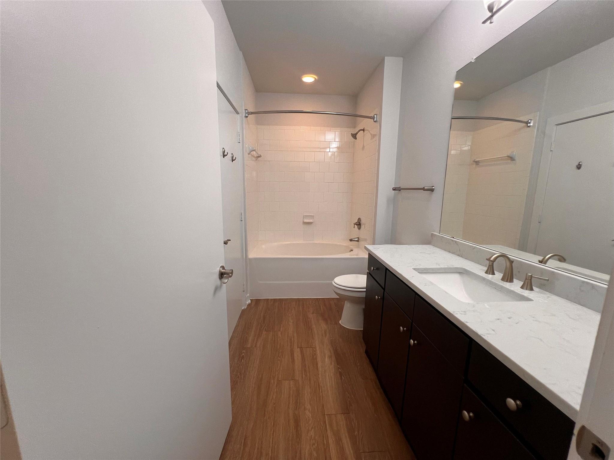 1900 Barton Springs Rd # 4041, Austin, TX 78704