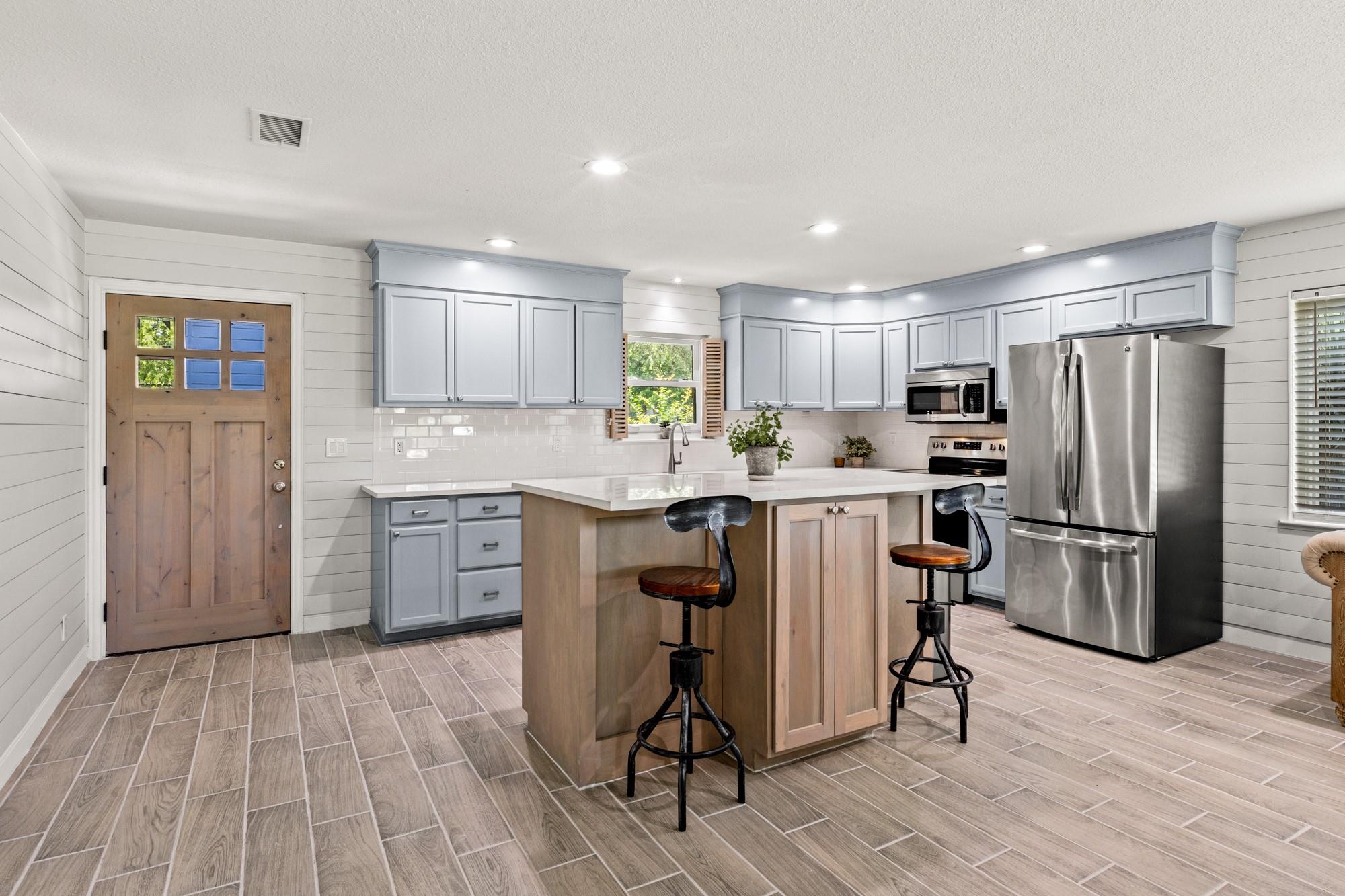 810 River Rd, Wimberley, TX 78676