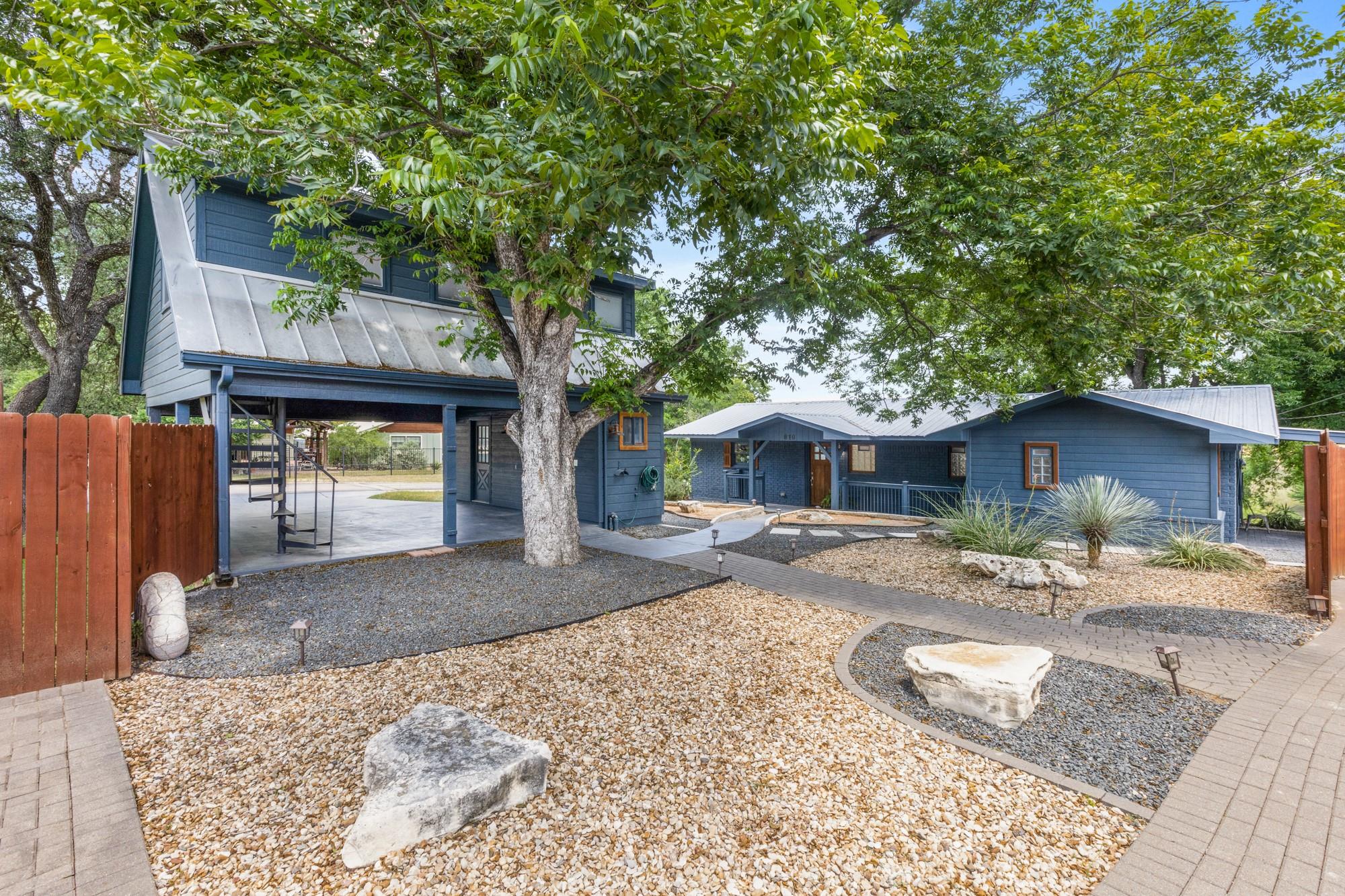 810 River Rd, Wimberley, TX 78676