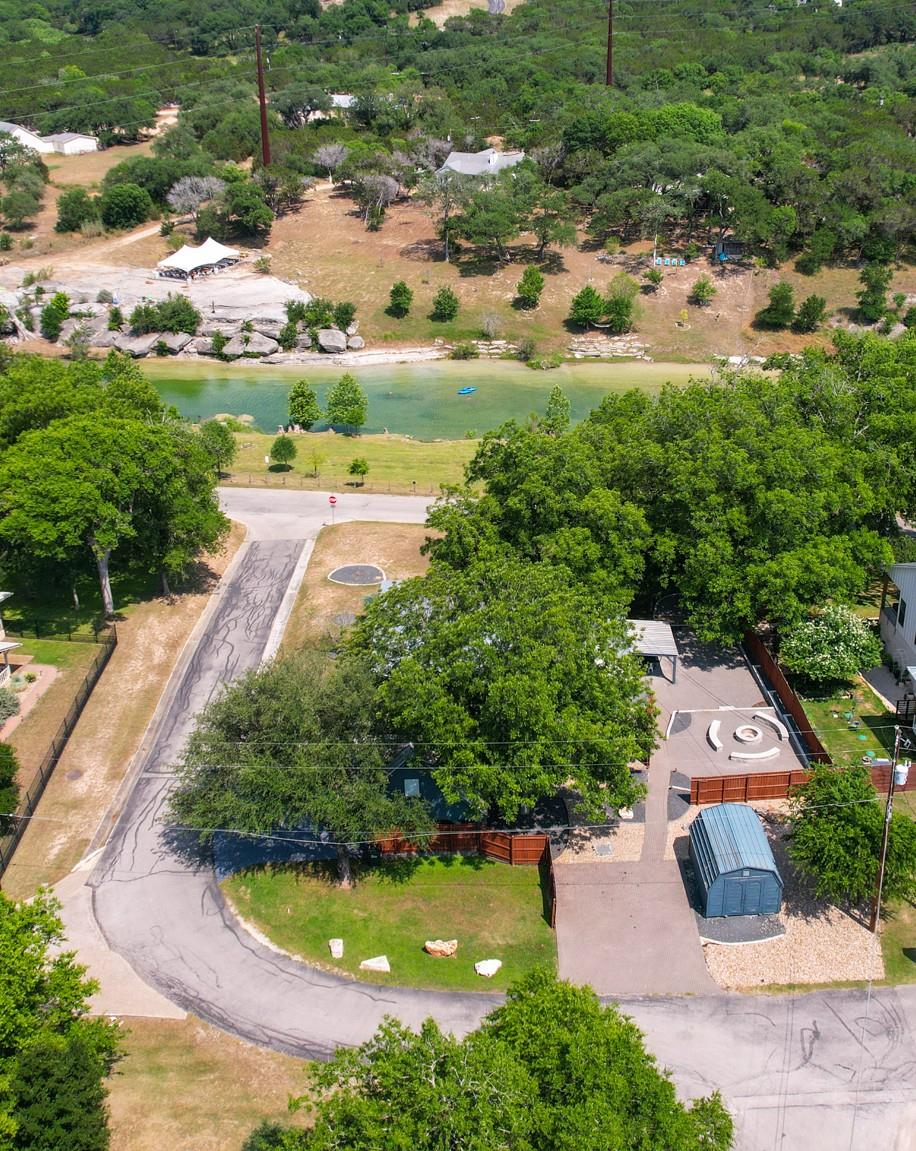 810 River Rd, Wimberley, TX 78676