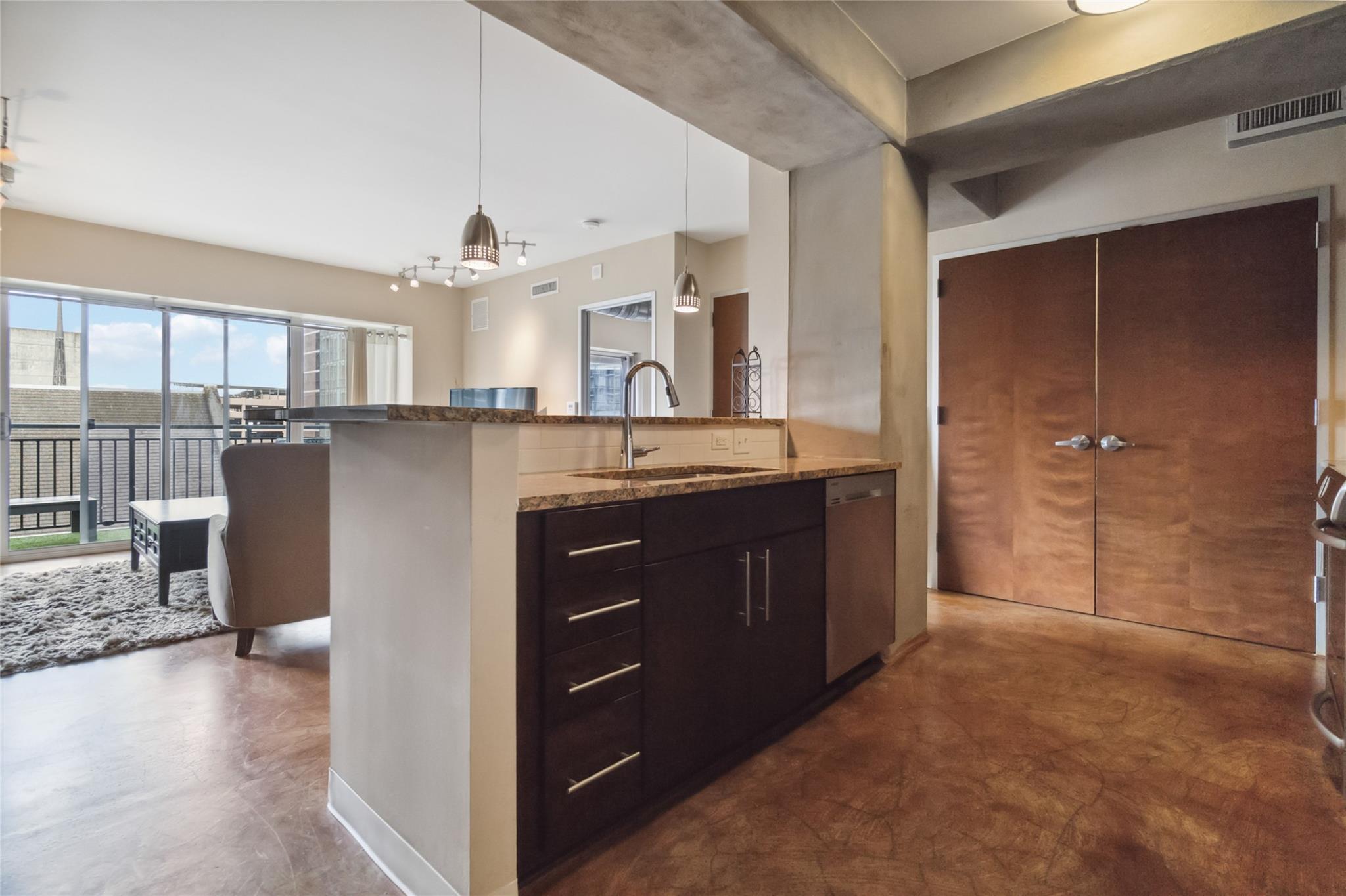 800 Brazos St # 803, Austin, TX 78701