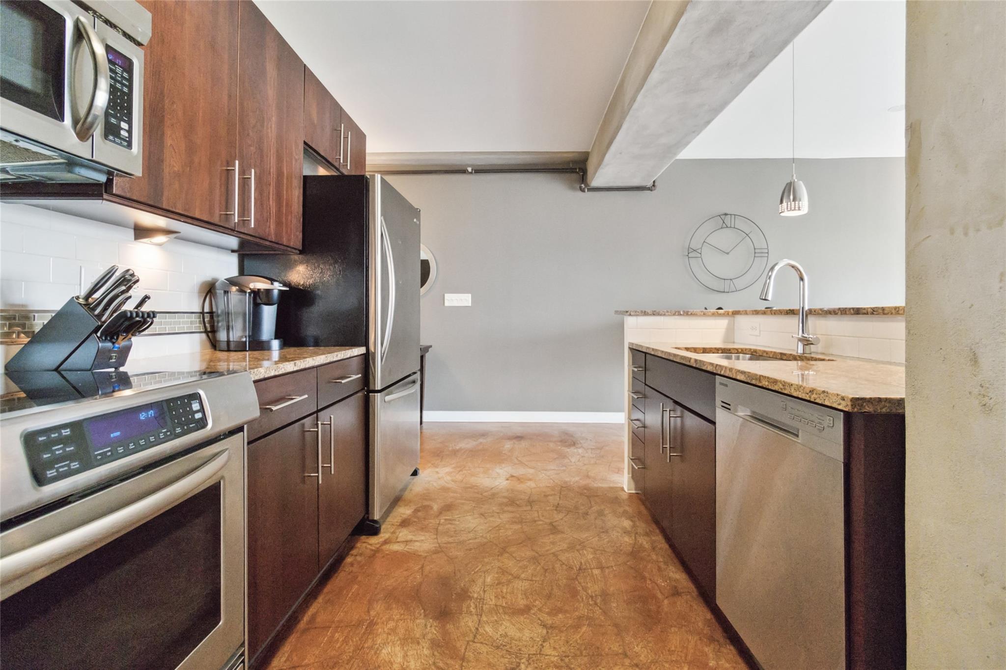 800 Brazos St # 803, Austin, TX 78701