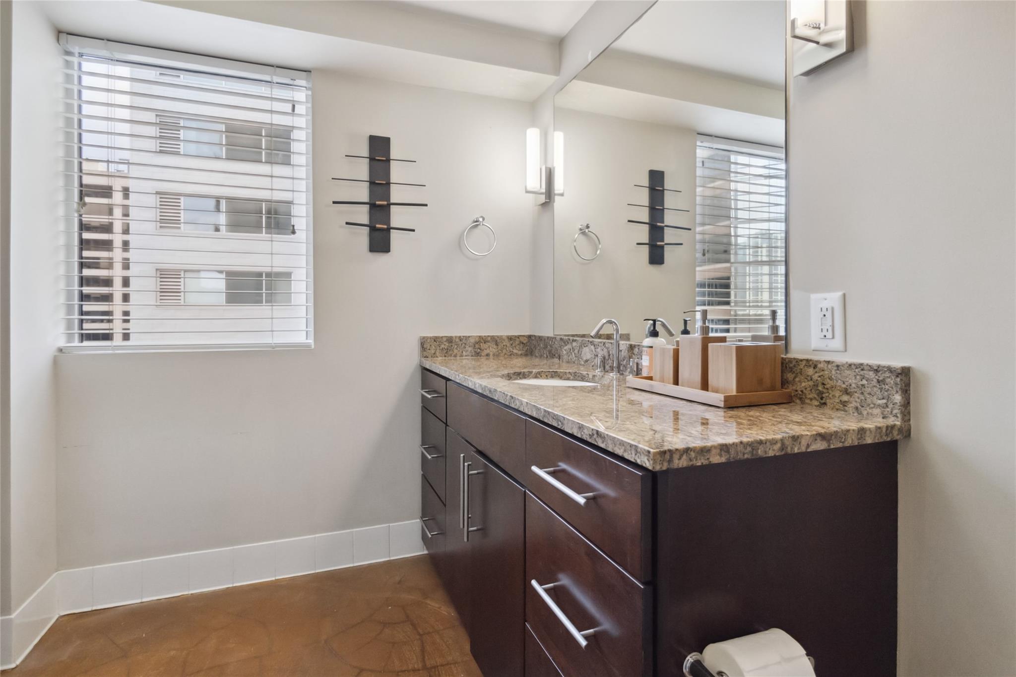 800 Brazos St # 803, Austin, TX 78701