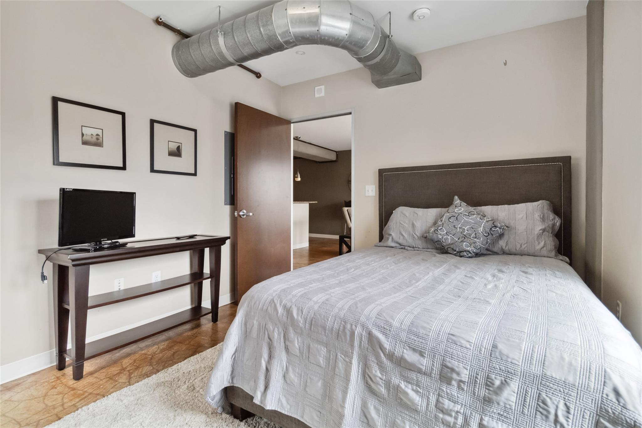800 Brazos St # 803, Austin, TX 78701