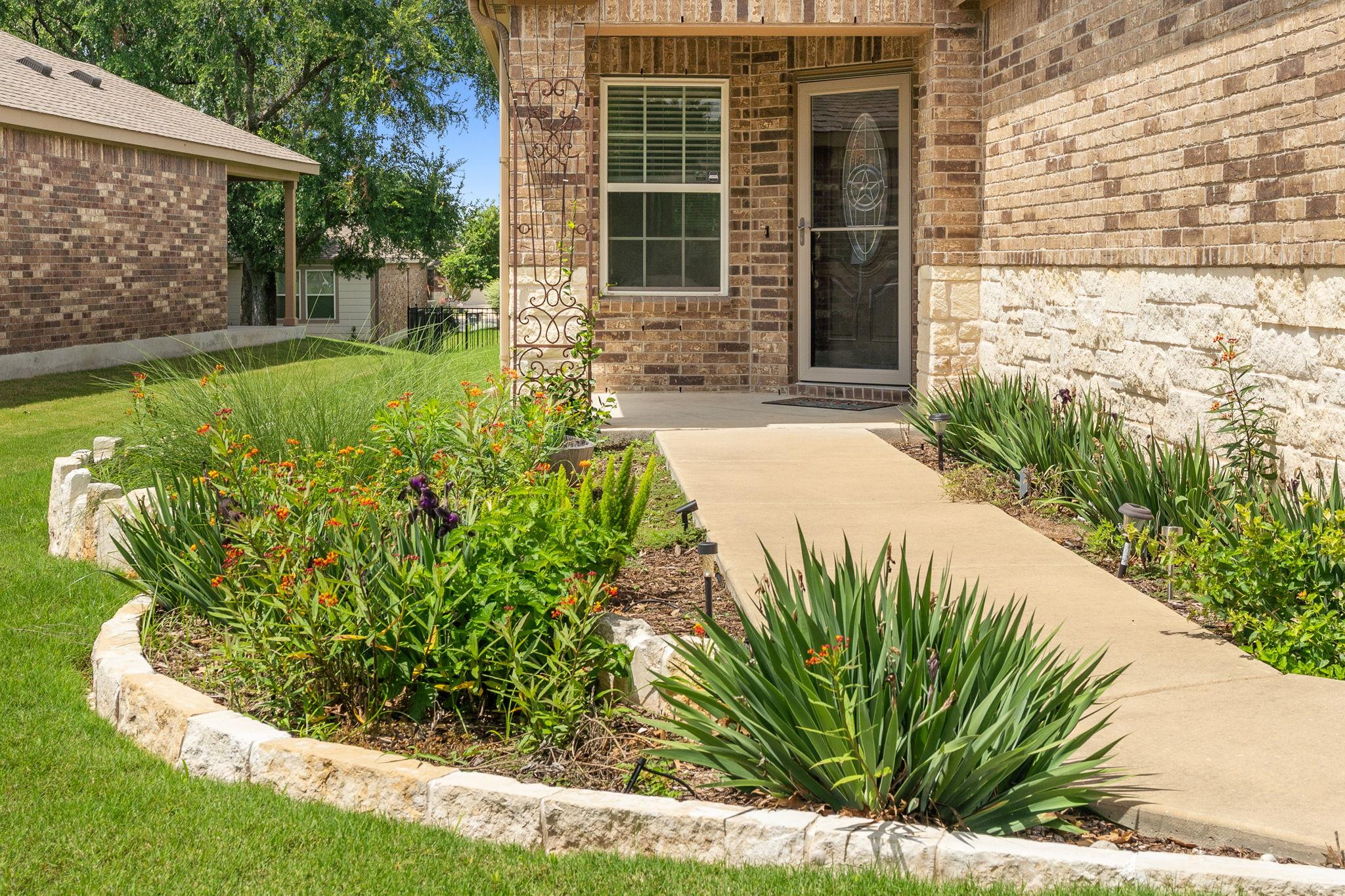 308 Holiday Creek Ln, Georgetown, TX 78633