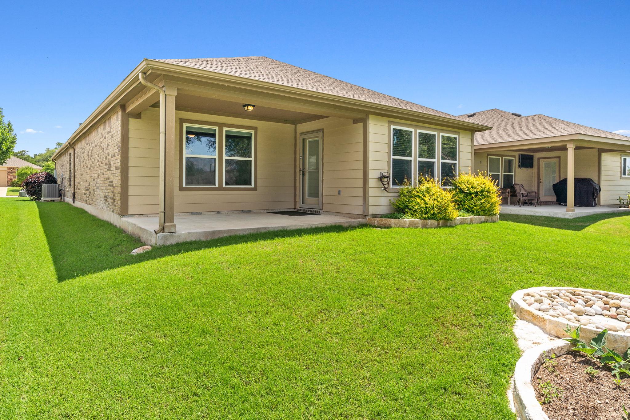 308 Holiday Creek Ln, Georgetown, TX 78633