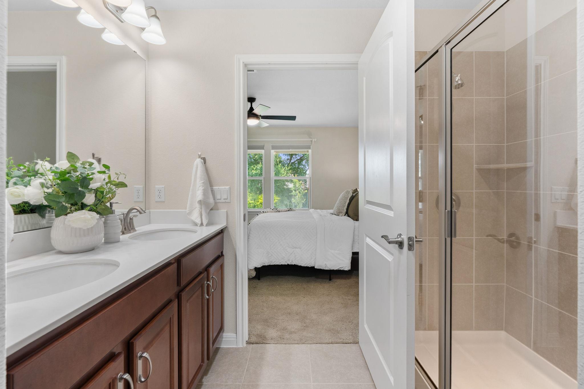 308 Holiday Creek Ln, Georgetown, TX 78633