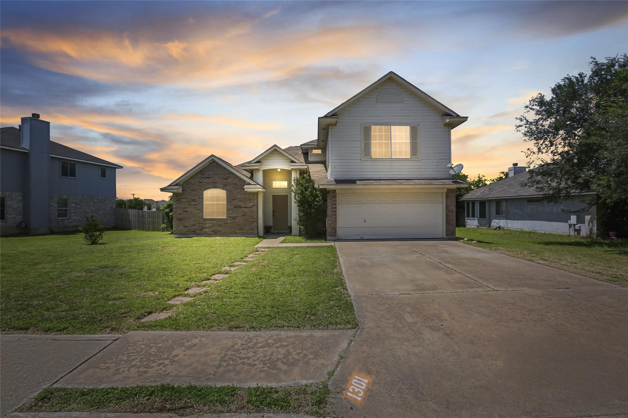 1301 Waterfall Ave, Leander, TX 78641