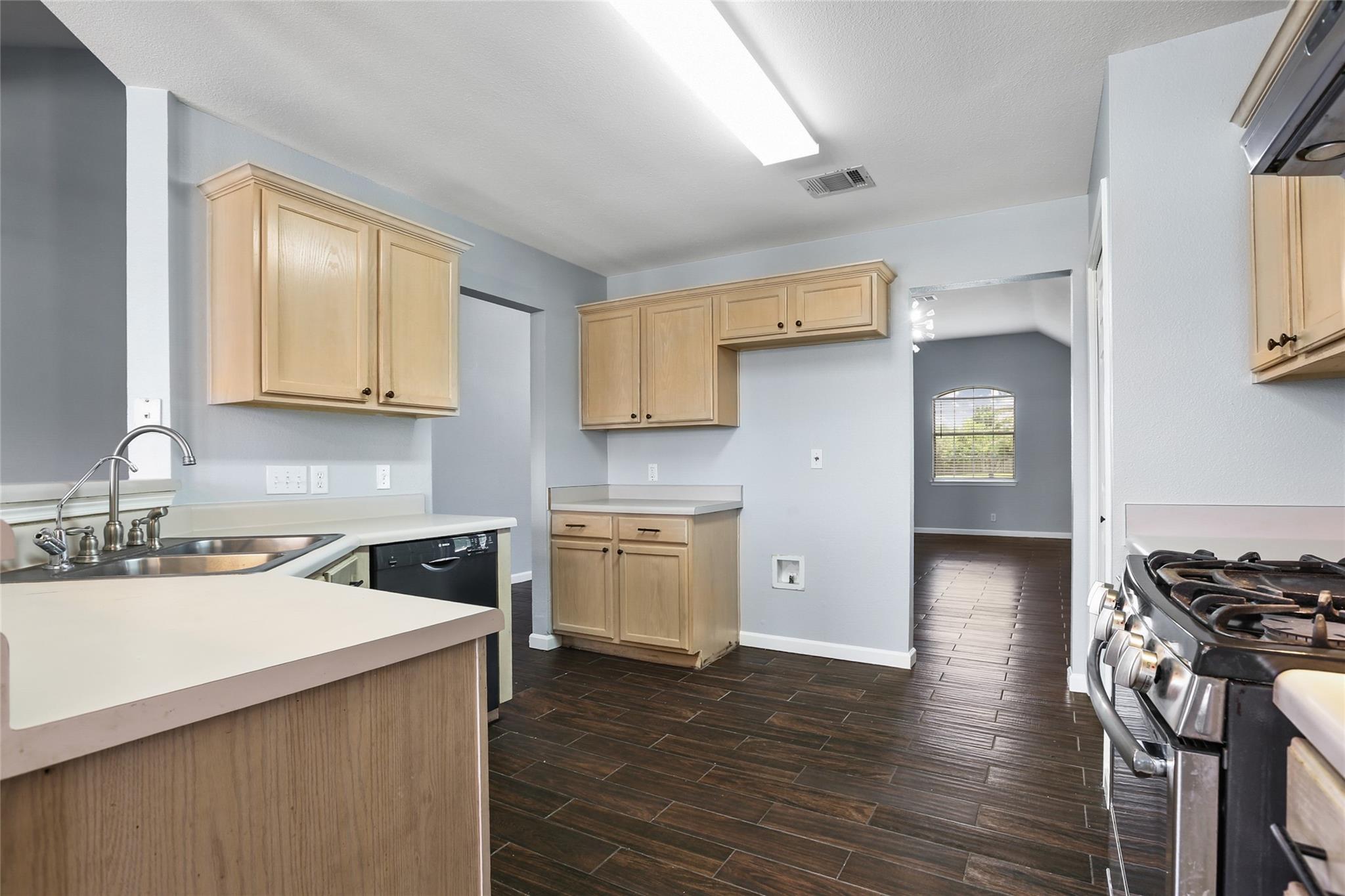 1301 Waterfall Ave, Leander, TX 78641