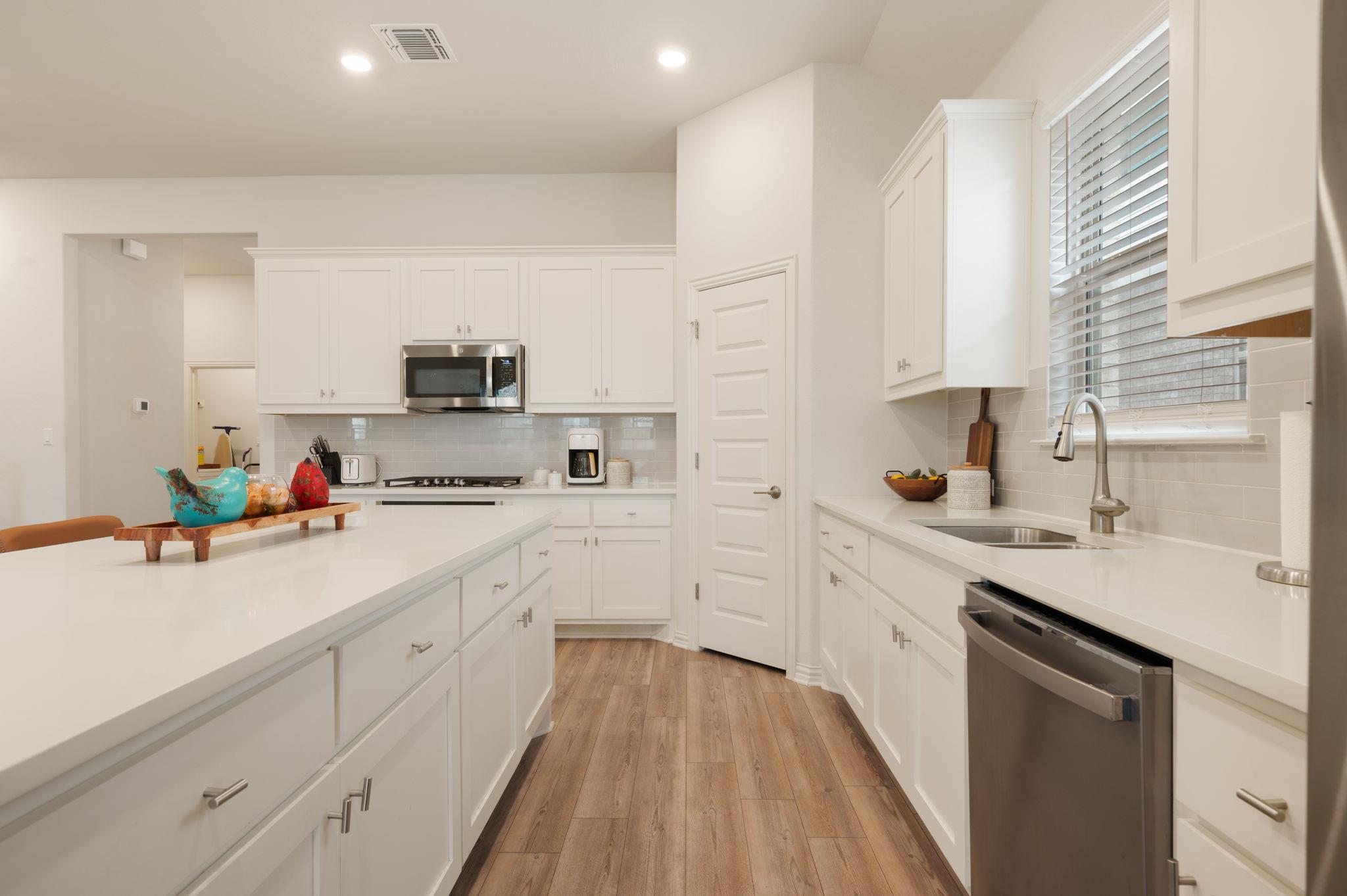 3932 Pine Cone Way, Leander, TX 78641