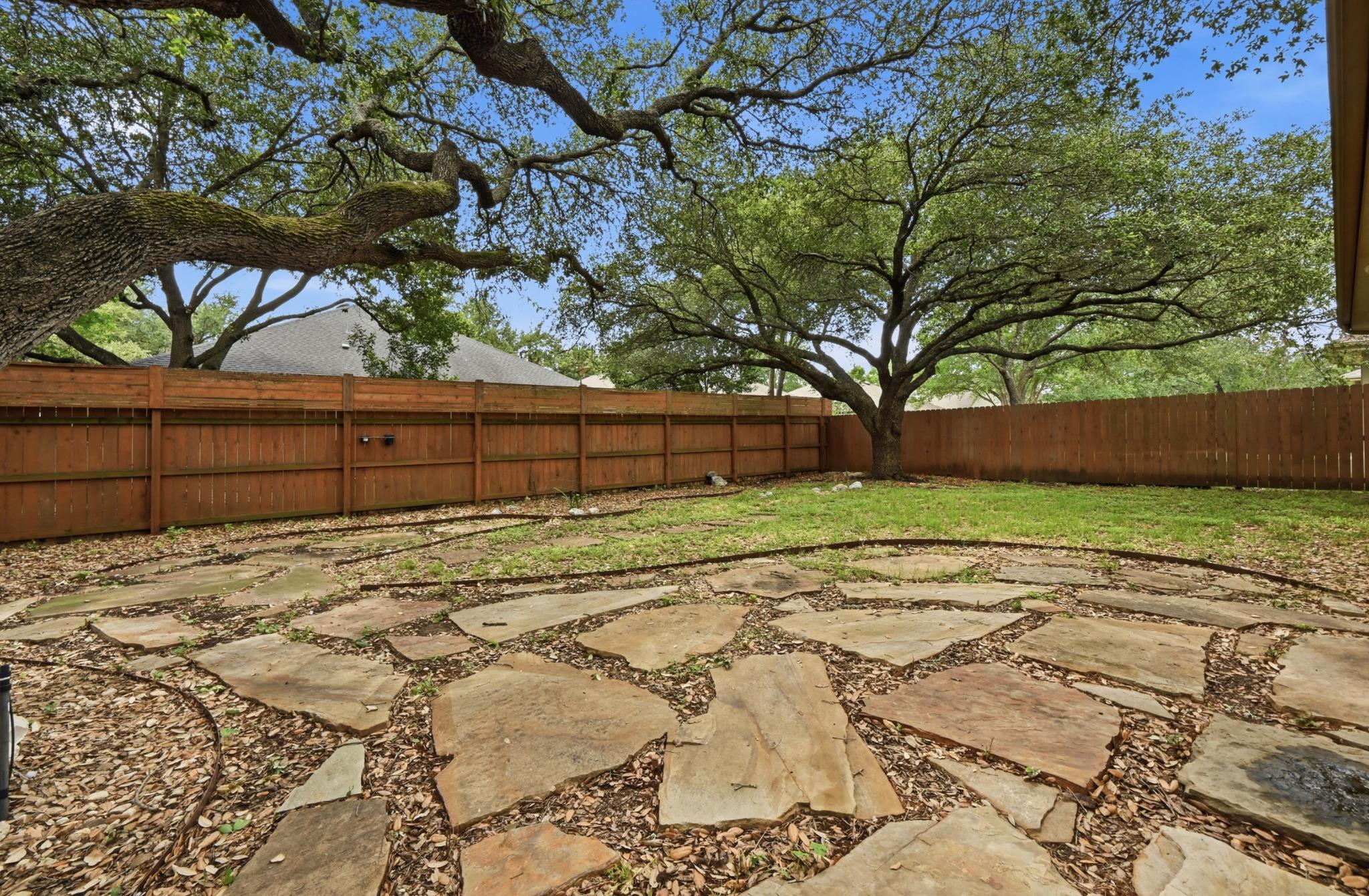 5313 Moon Shadow Dr, Austin, TX 78735