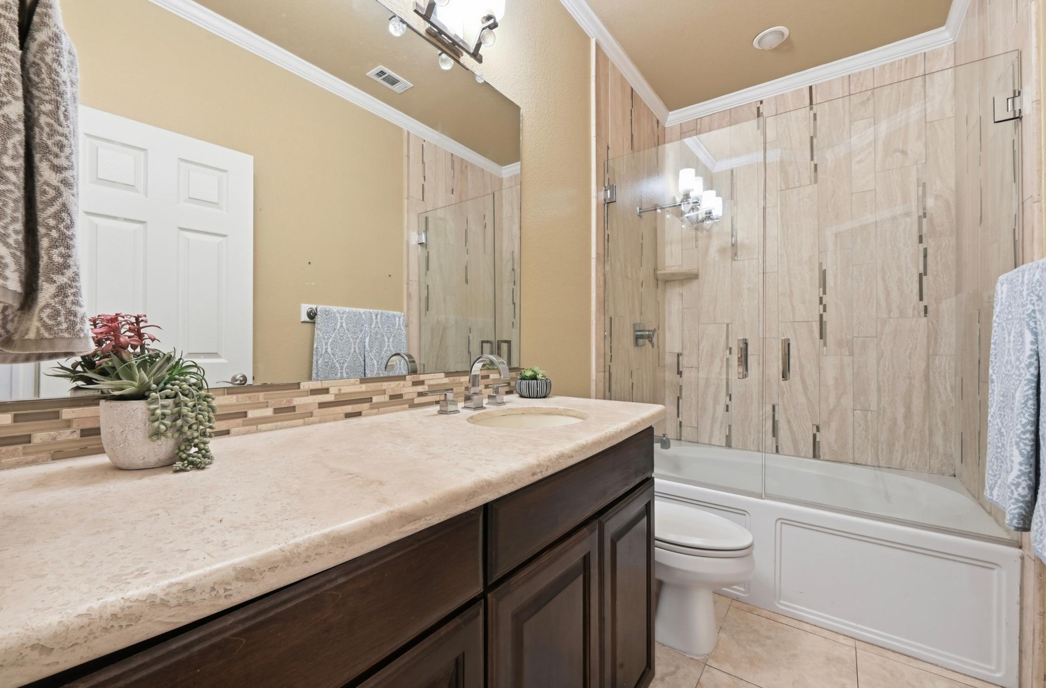 5313 Moon Shadow Dr, Austin, TX 78735