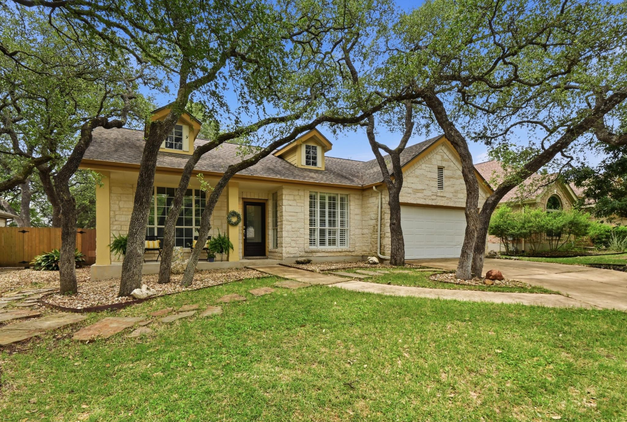 5313 Moon Shadow Dr, Austin, TX 78735