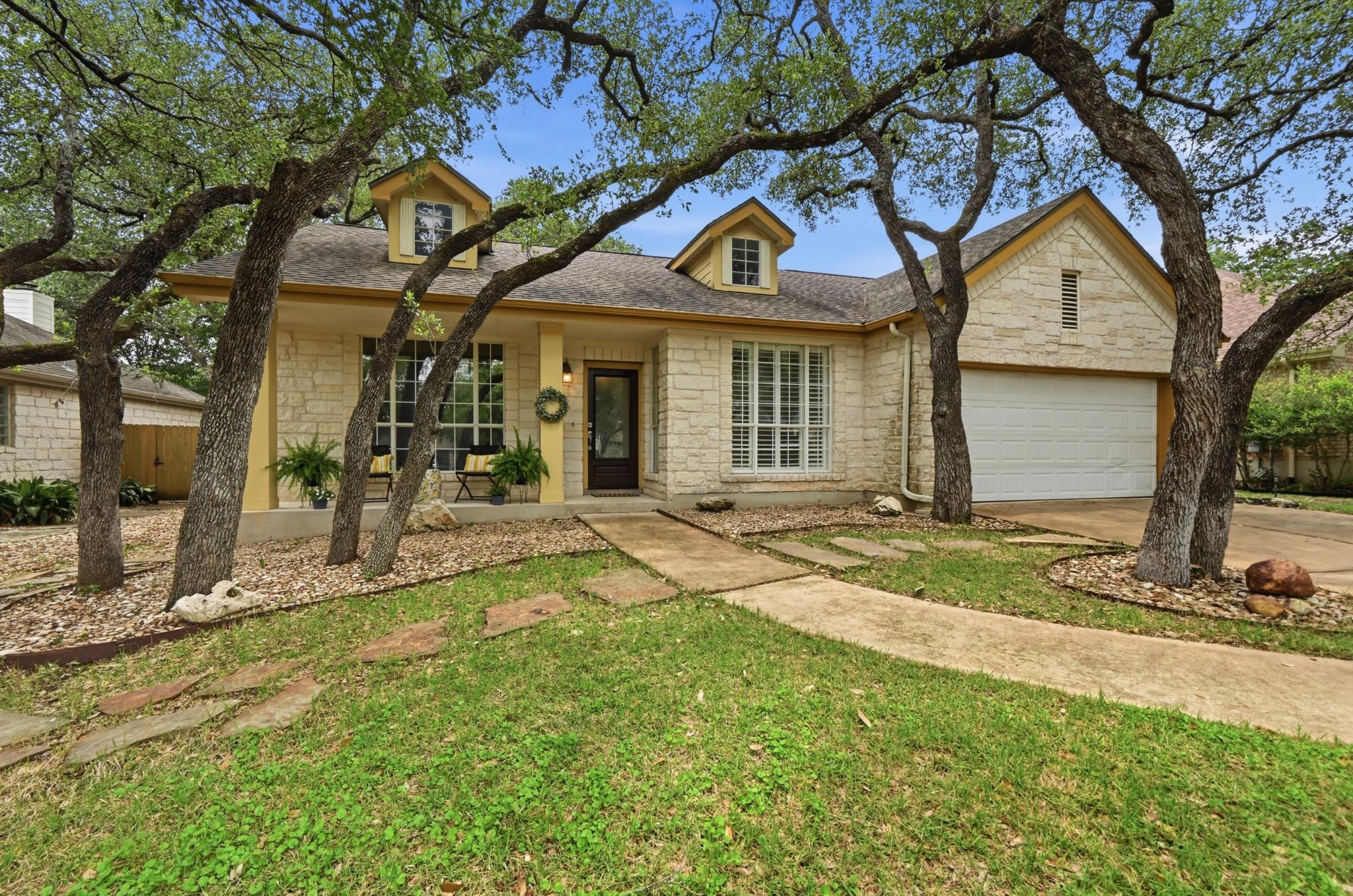 5313 Moon Shadow Dr, Austin, TX 78735