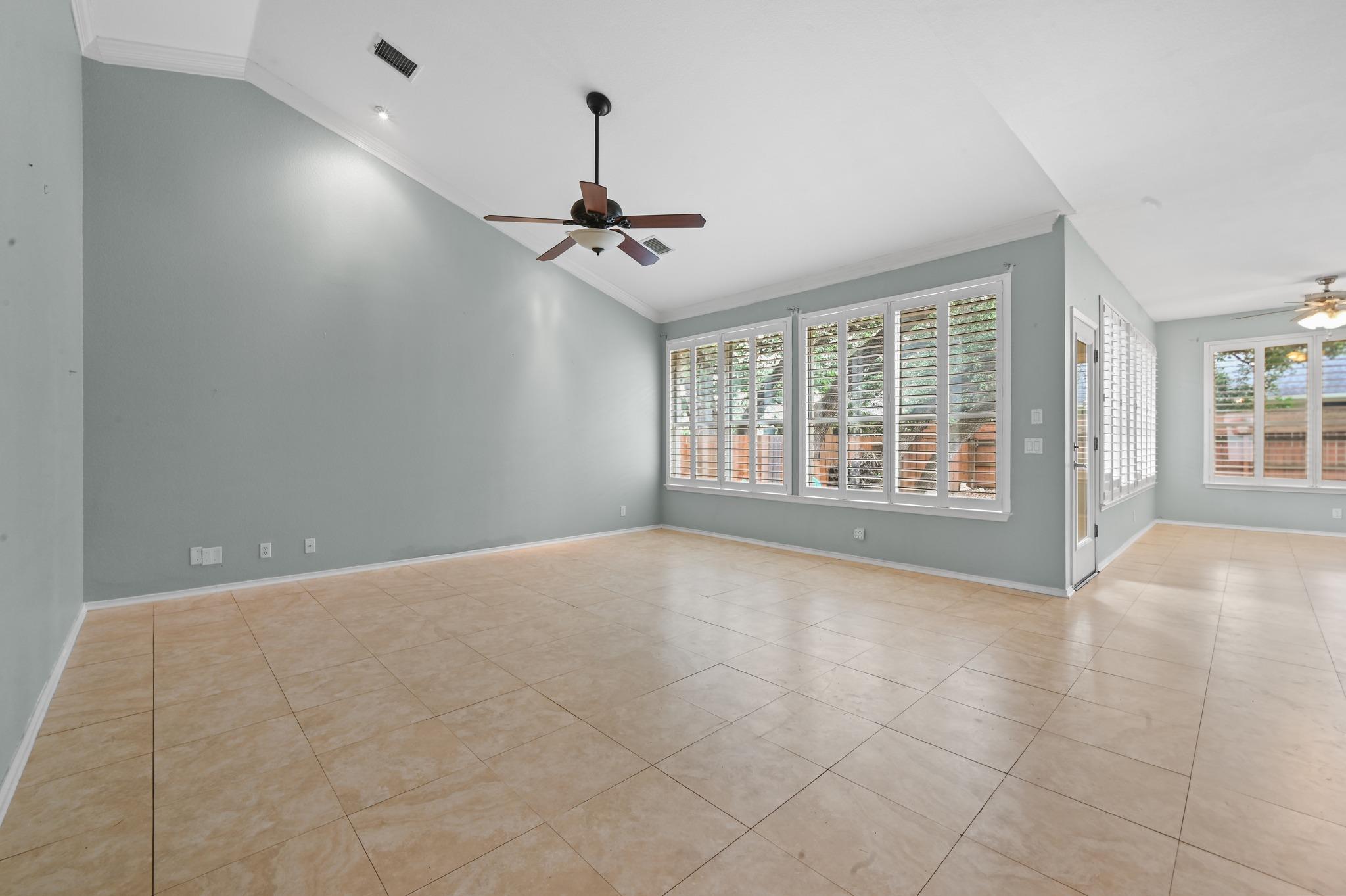 5313 Moon Shadow Dr, Austin, TX 78735