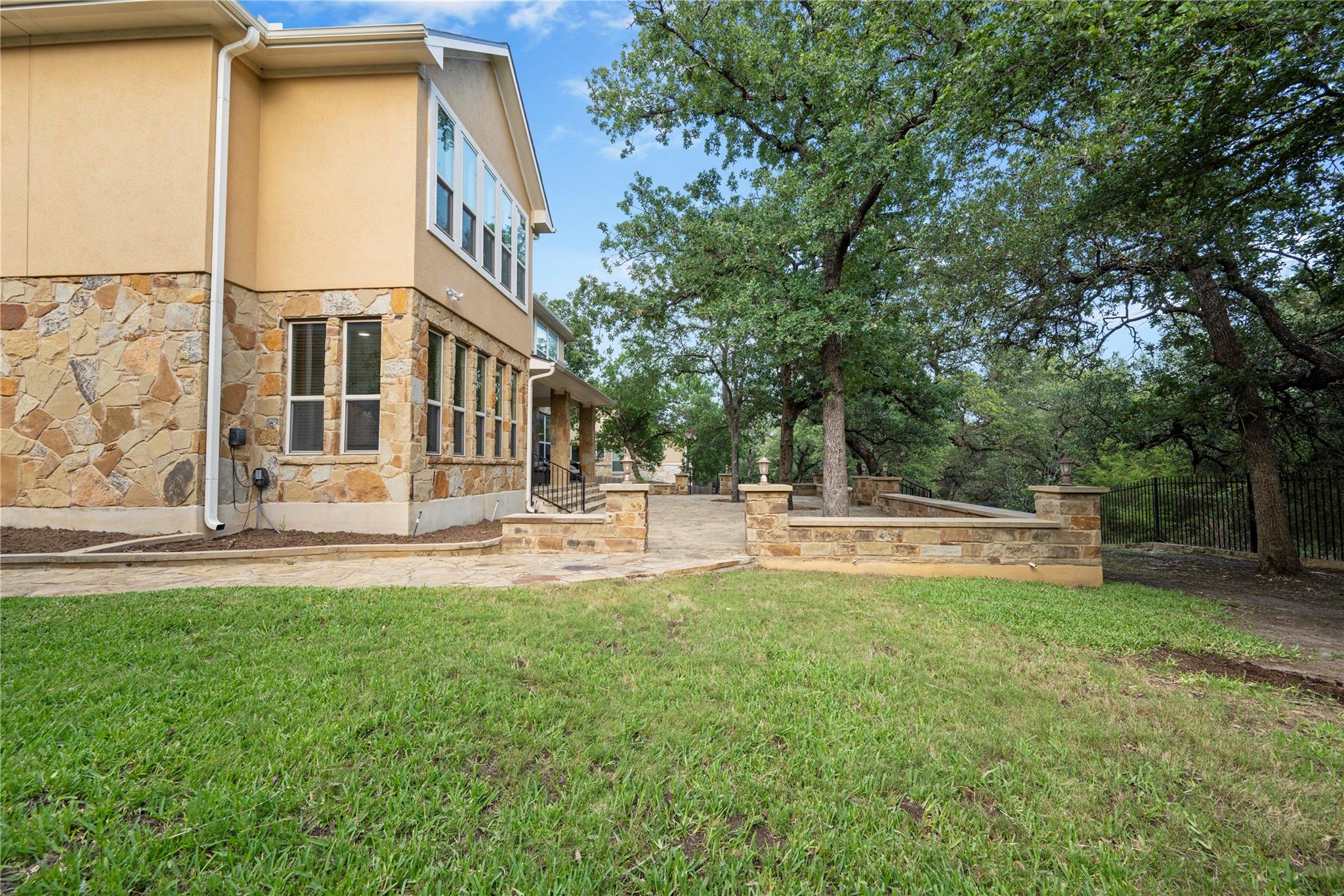 3904 Avery Woods Ln, Cedar Park, TX 78613