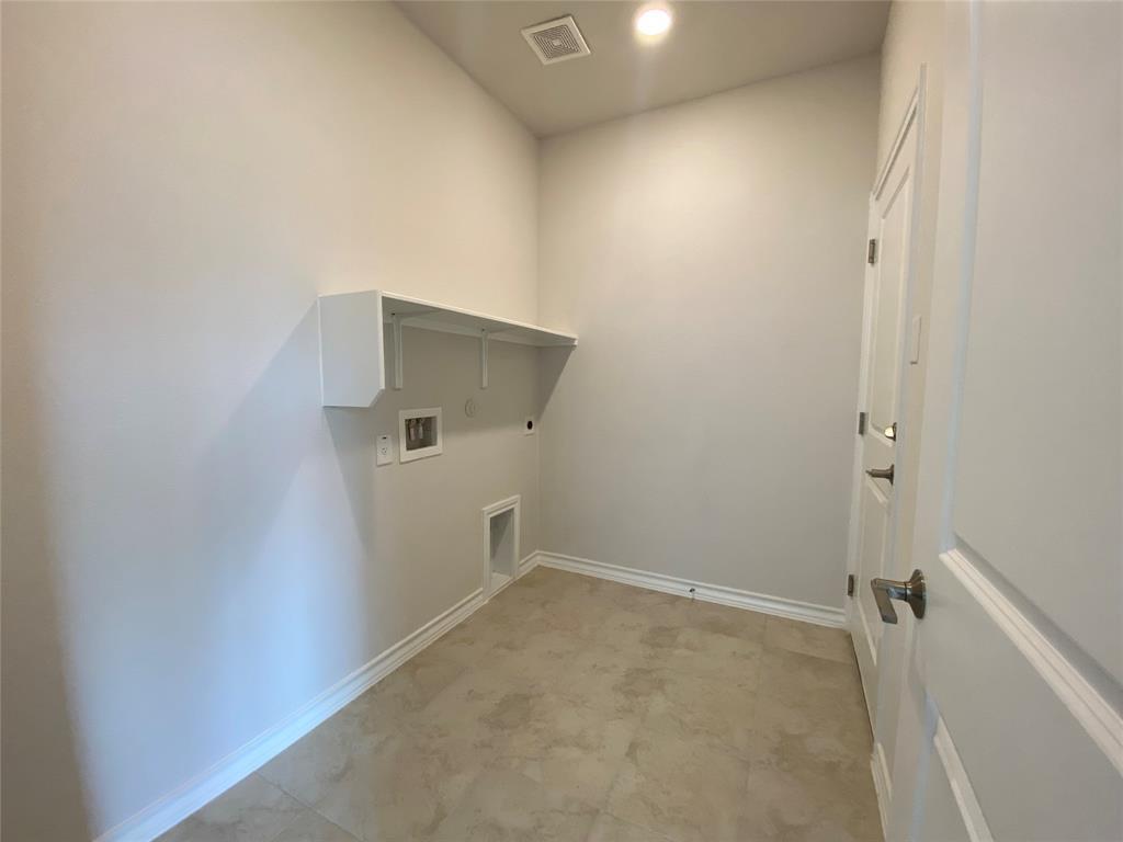 212 Breccia Trl, Liberty Hill, TX 78642