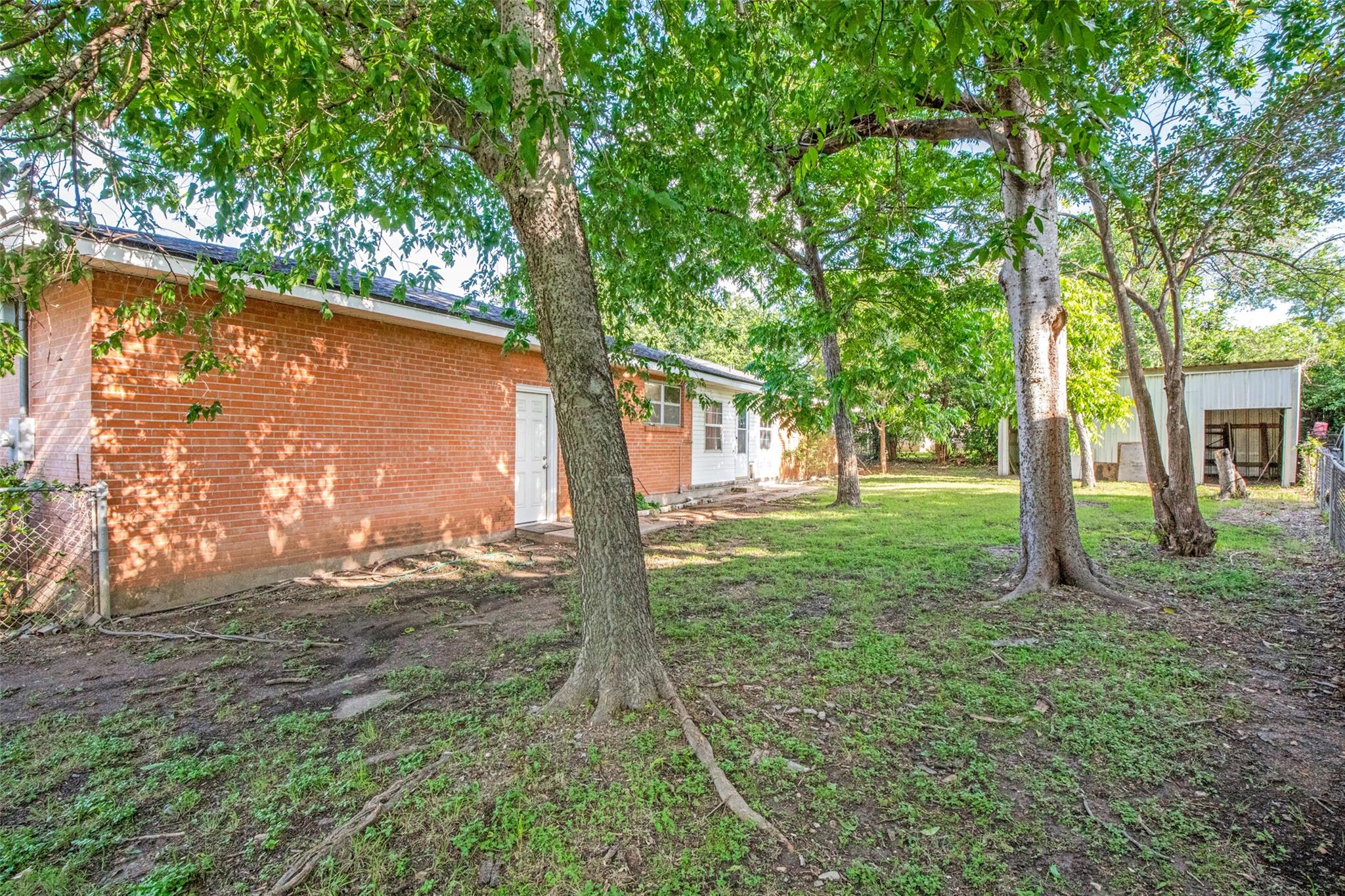 1401 N East St, Belton, TX 76513