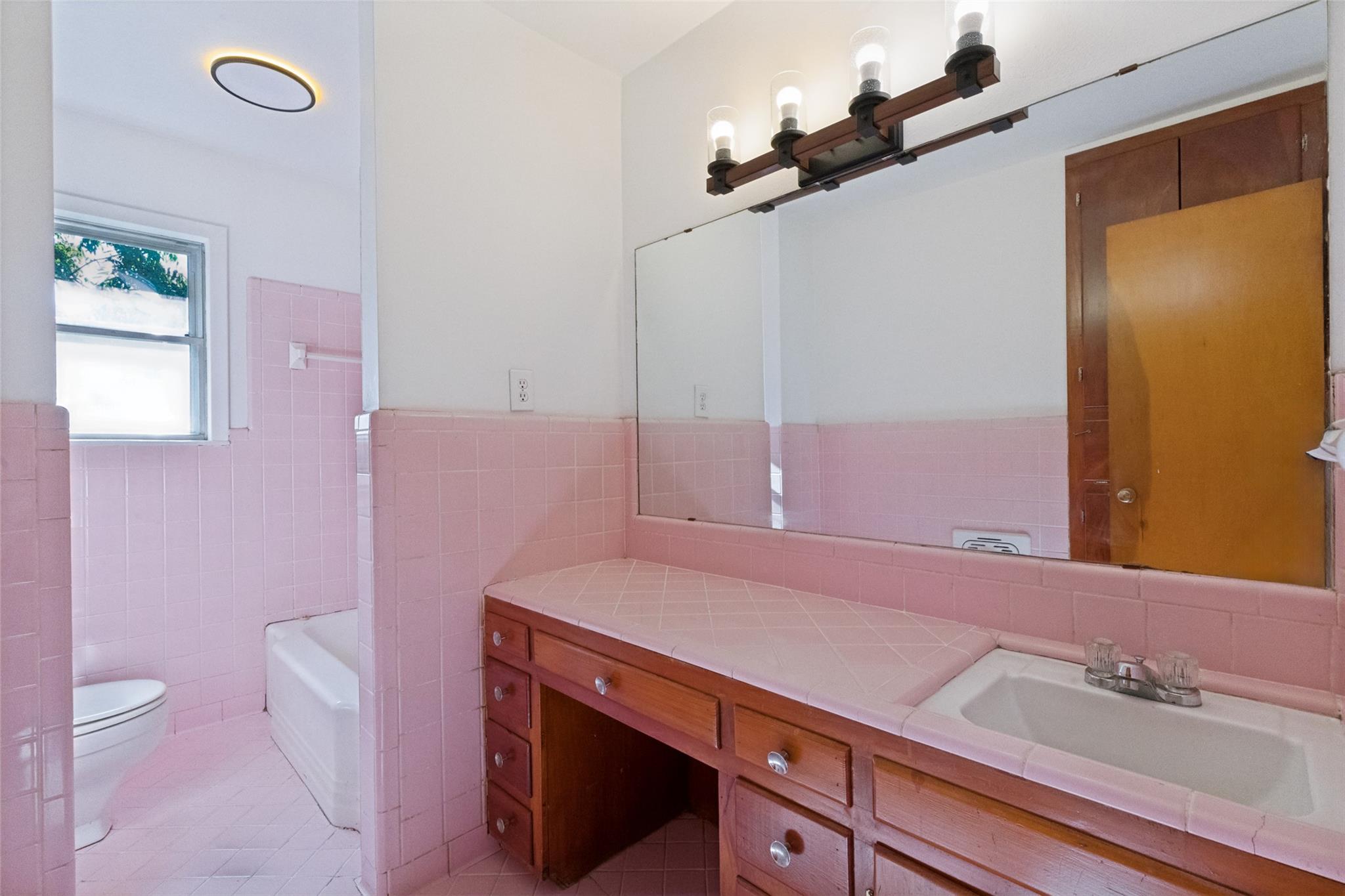 1401 N East St, Belton, TX 76513