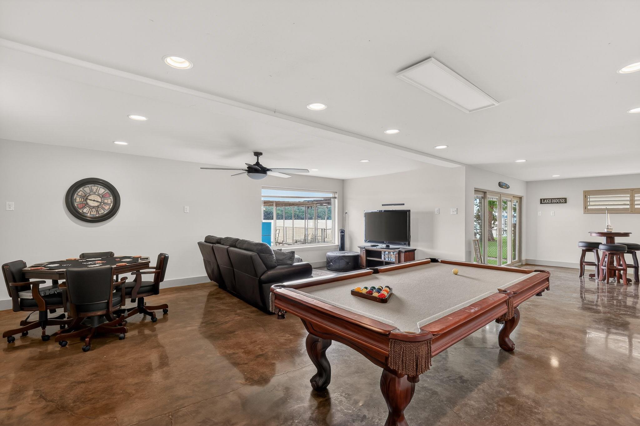 1002 Scenic Loop, Kingsland, TX 78639