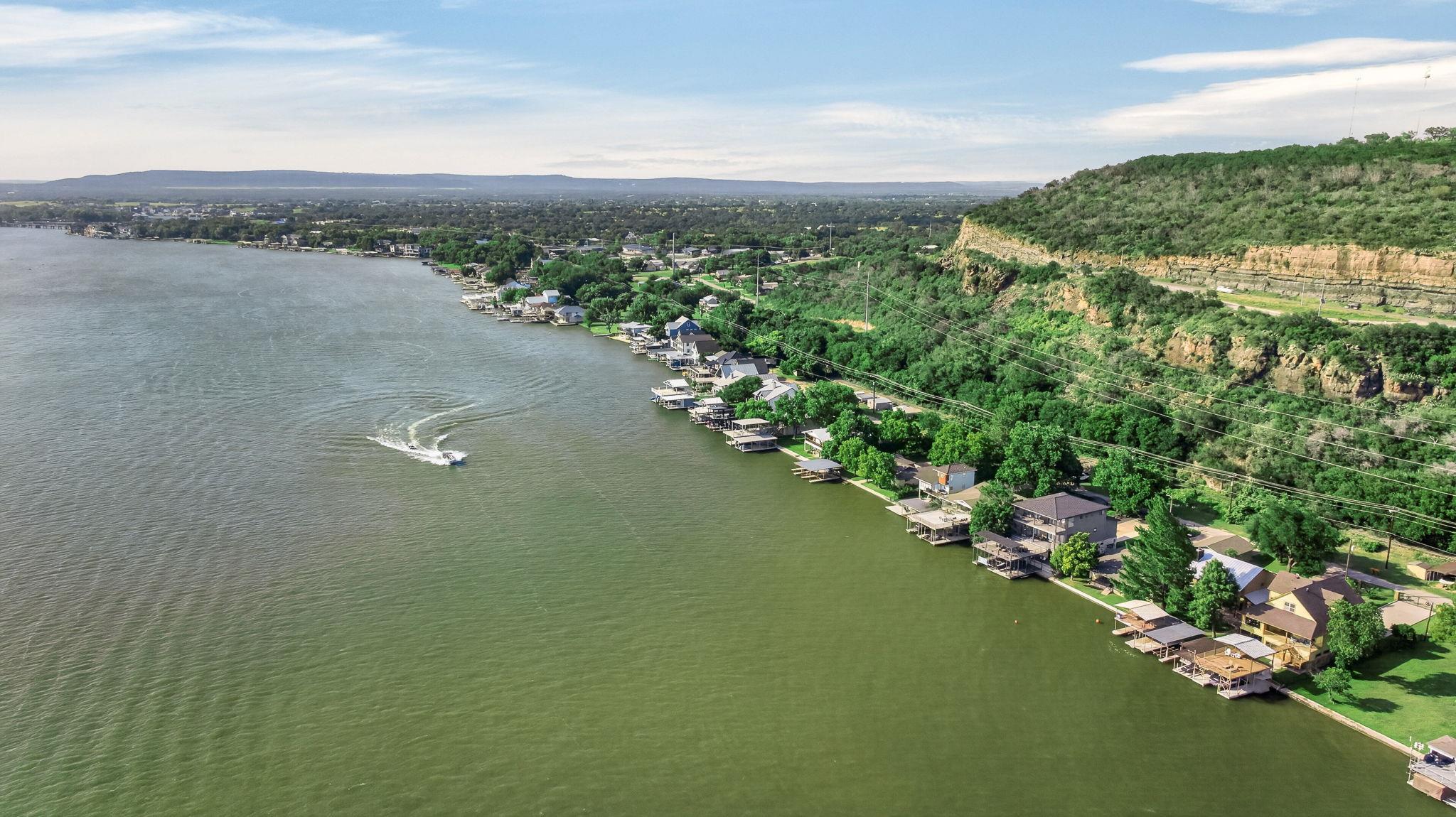 1002 Scenic Loop, Kingsland, TX 78639