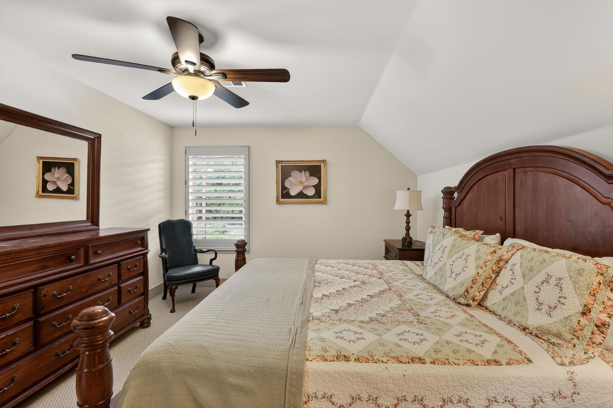 1002 Scenic Loop, Kingsland, TX 78639