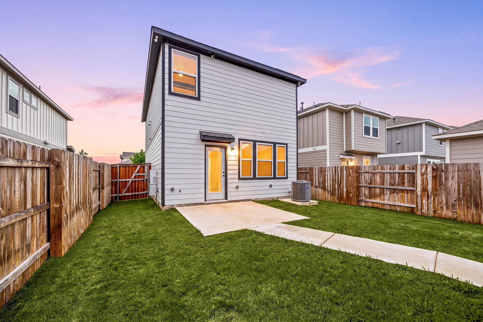 2456 Jack Nora Way, Round Rock, TX 78665