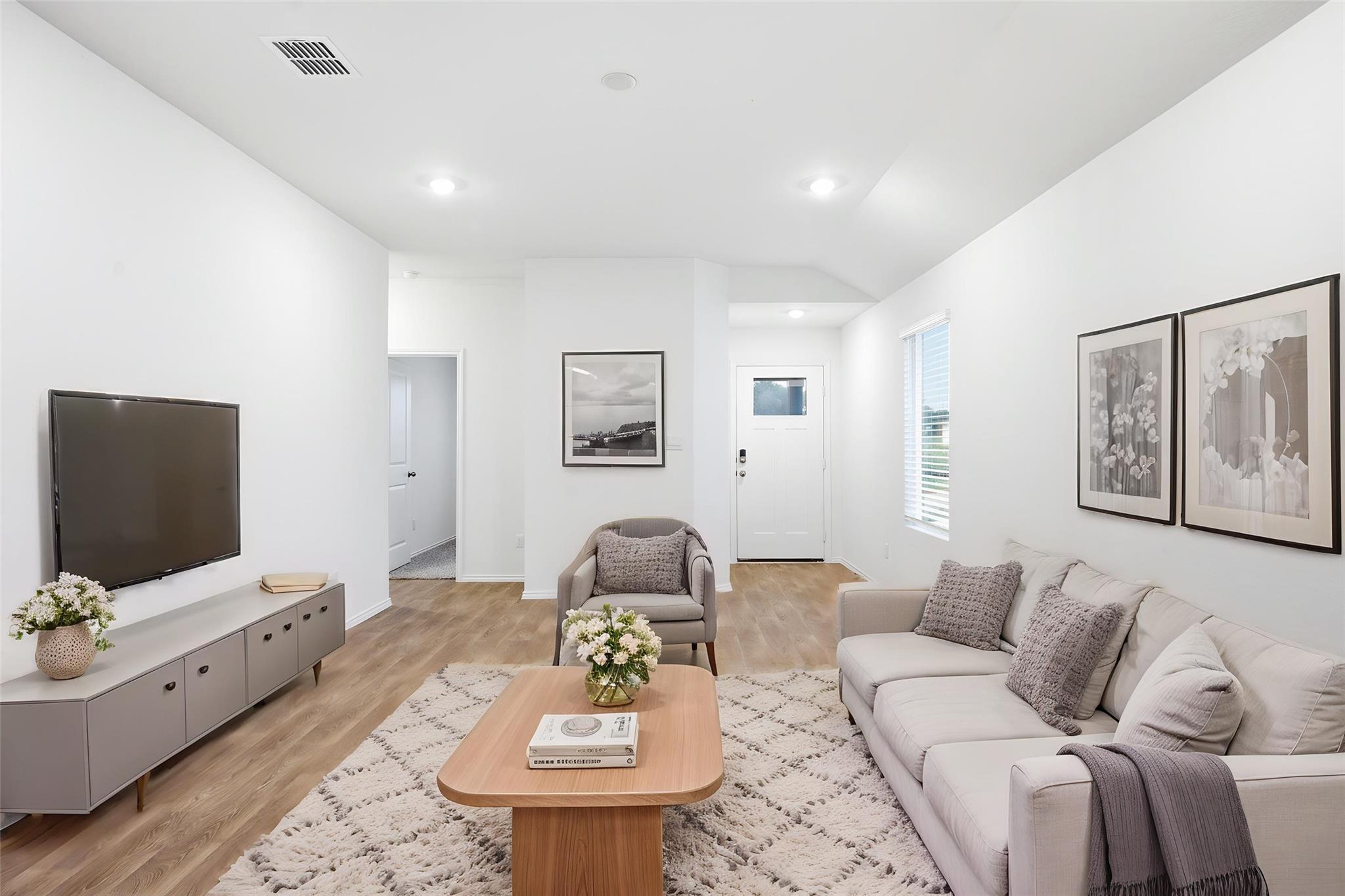 306 Constanza Trl, Bastrop, TX 78602