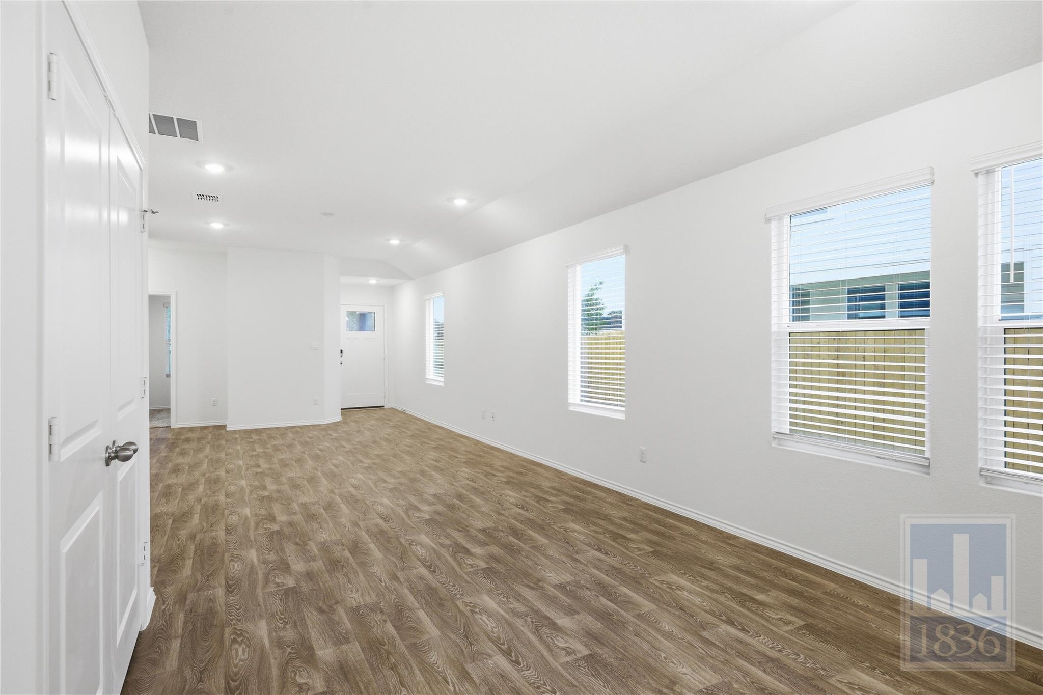 306 Constanza Trl, Bastrop, TX 78602