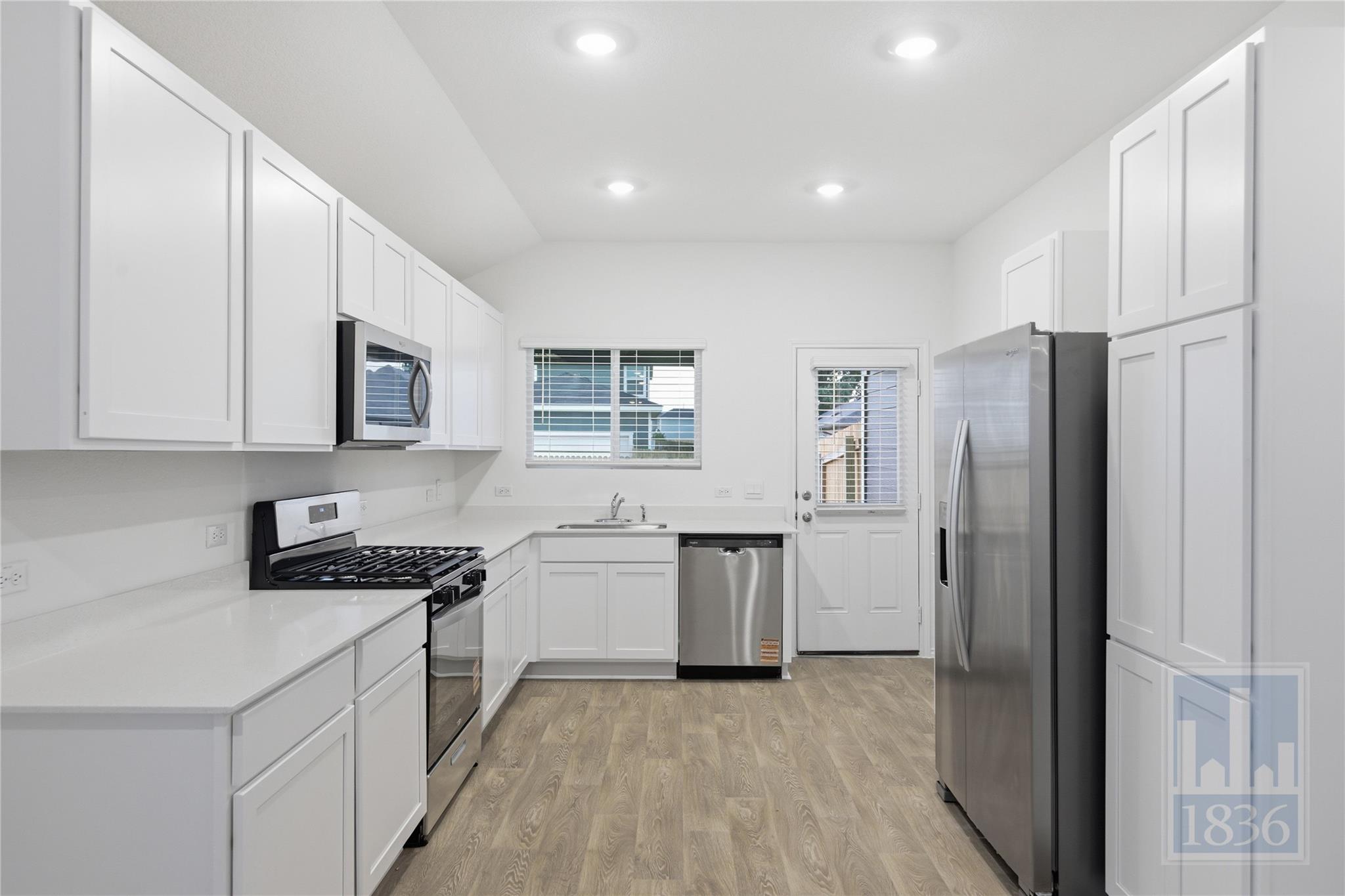 306 Constanza Trl, Bastrop, TX 78602