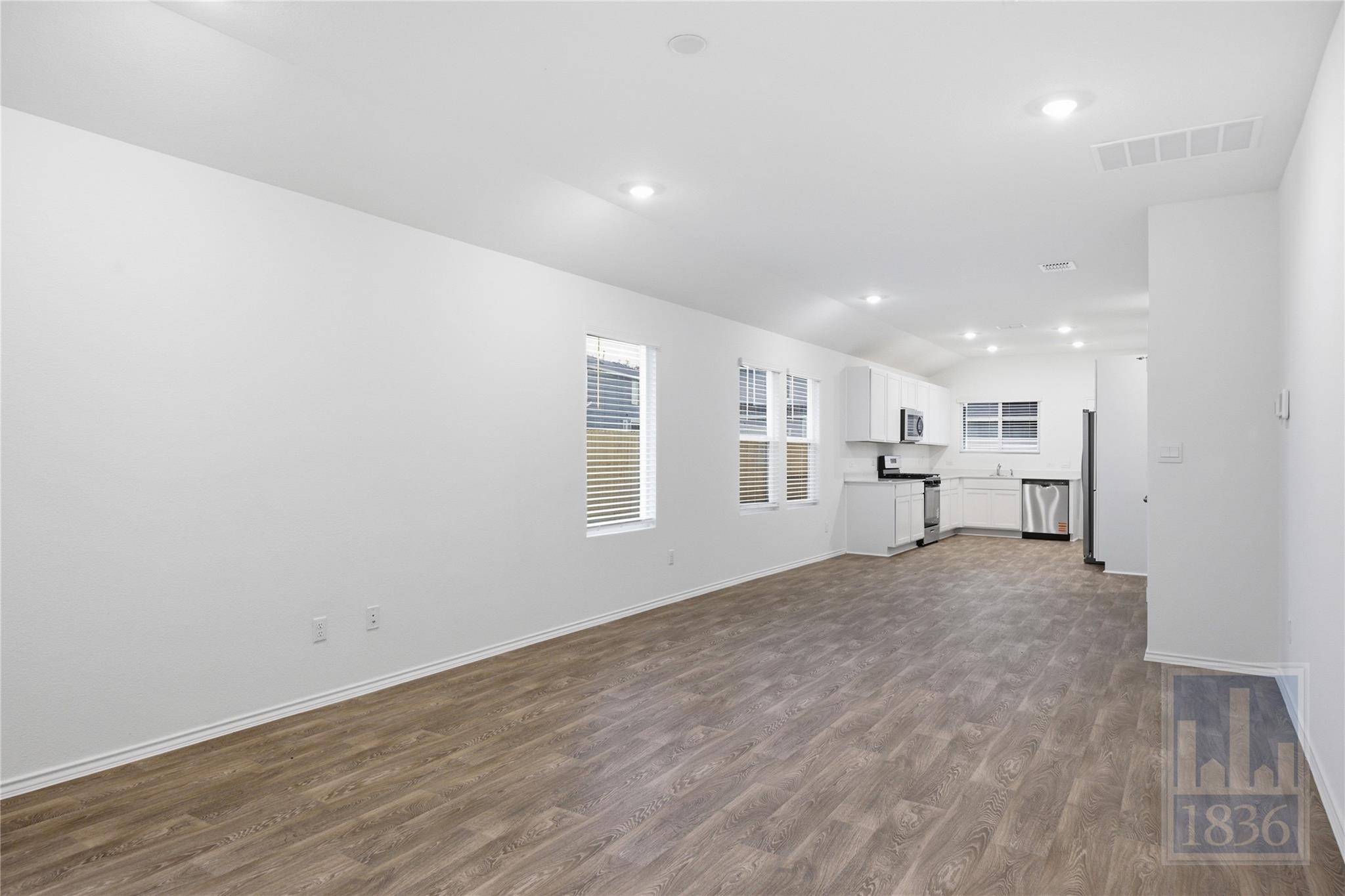 306 Constanza Trl, Bastrop, TX 78602