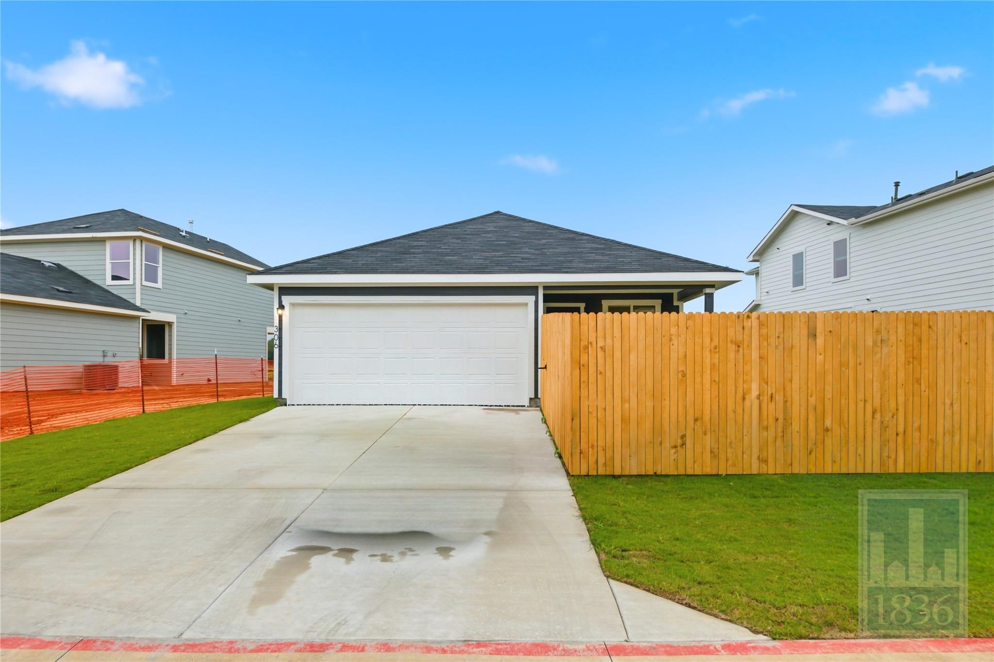 306 Constanza Trl, Bastrop, TX 78602