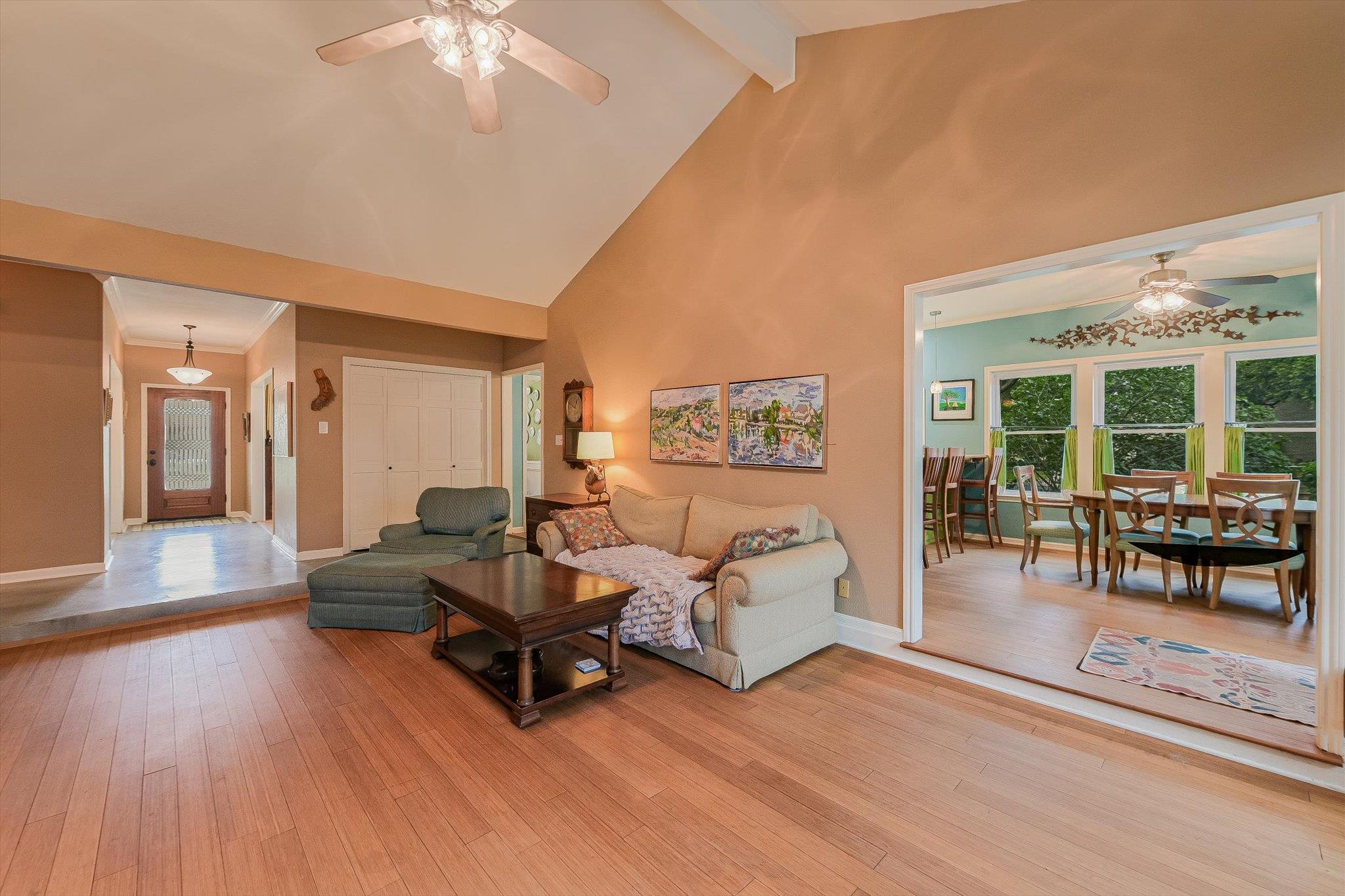10300 La Costa Dr, Austin, TX 78747