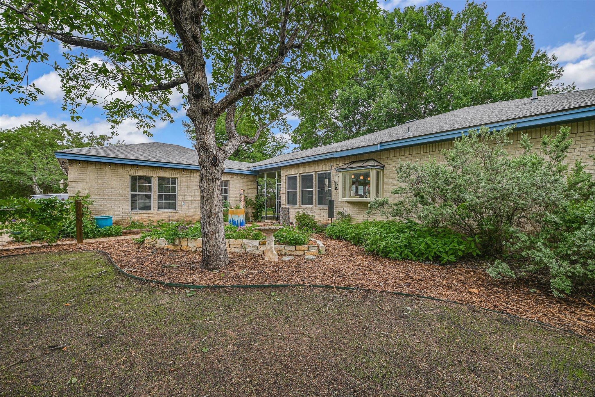 10300 La Costa Dr, Austin, TX 78747