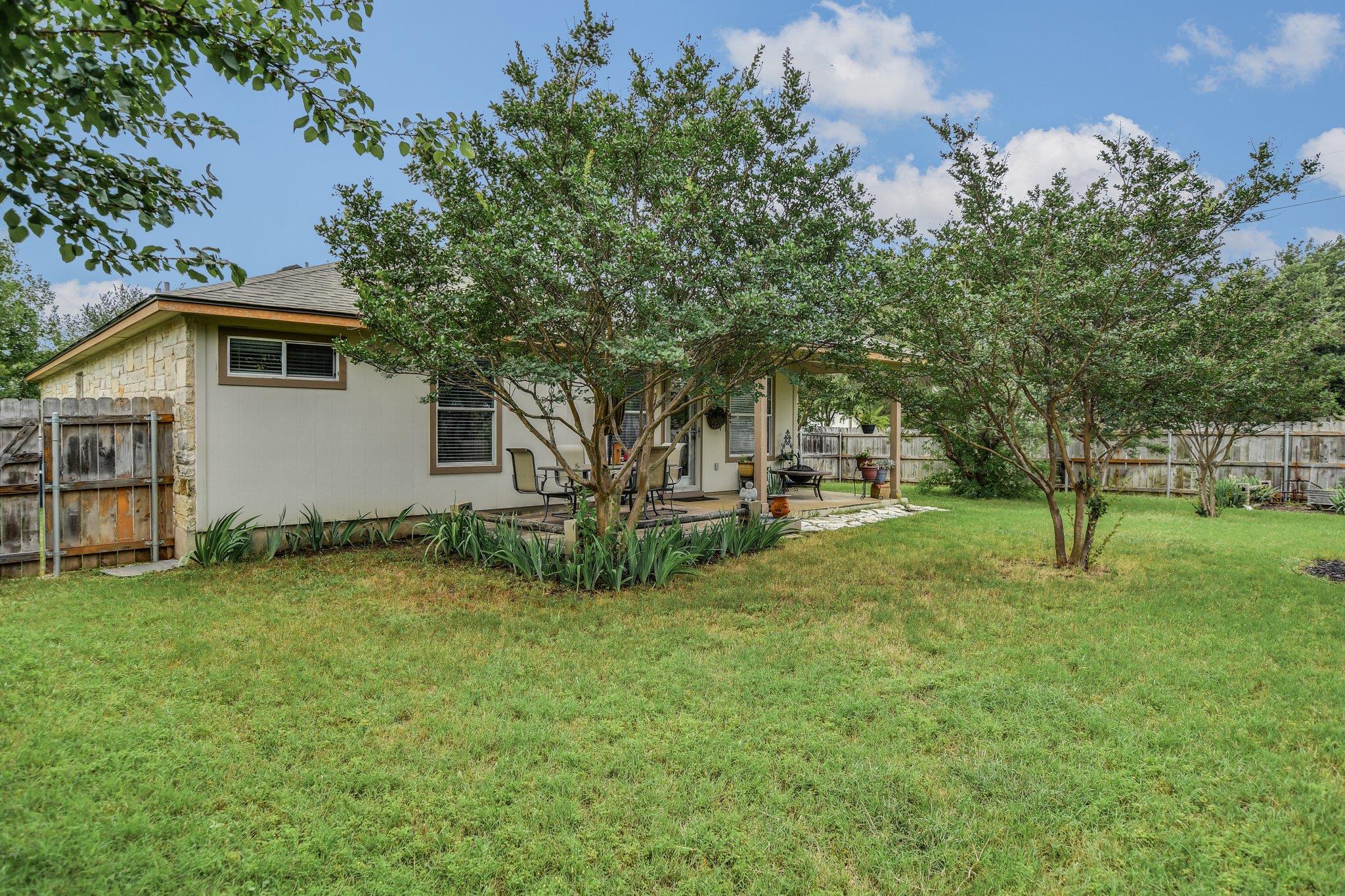 303 Delby St, Hutto, TX 78634