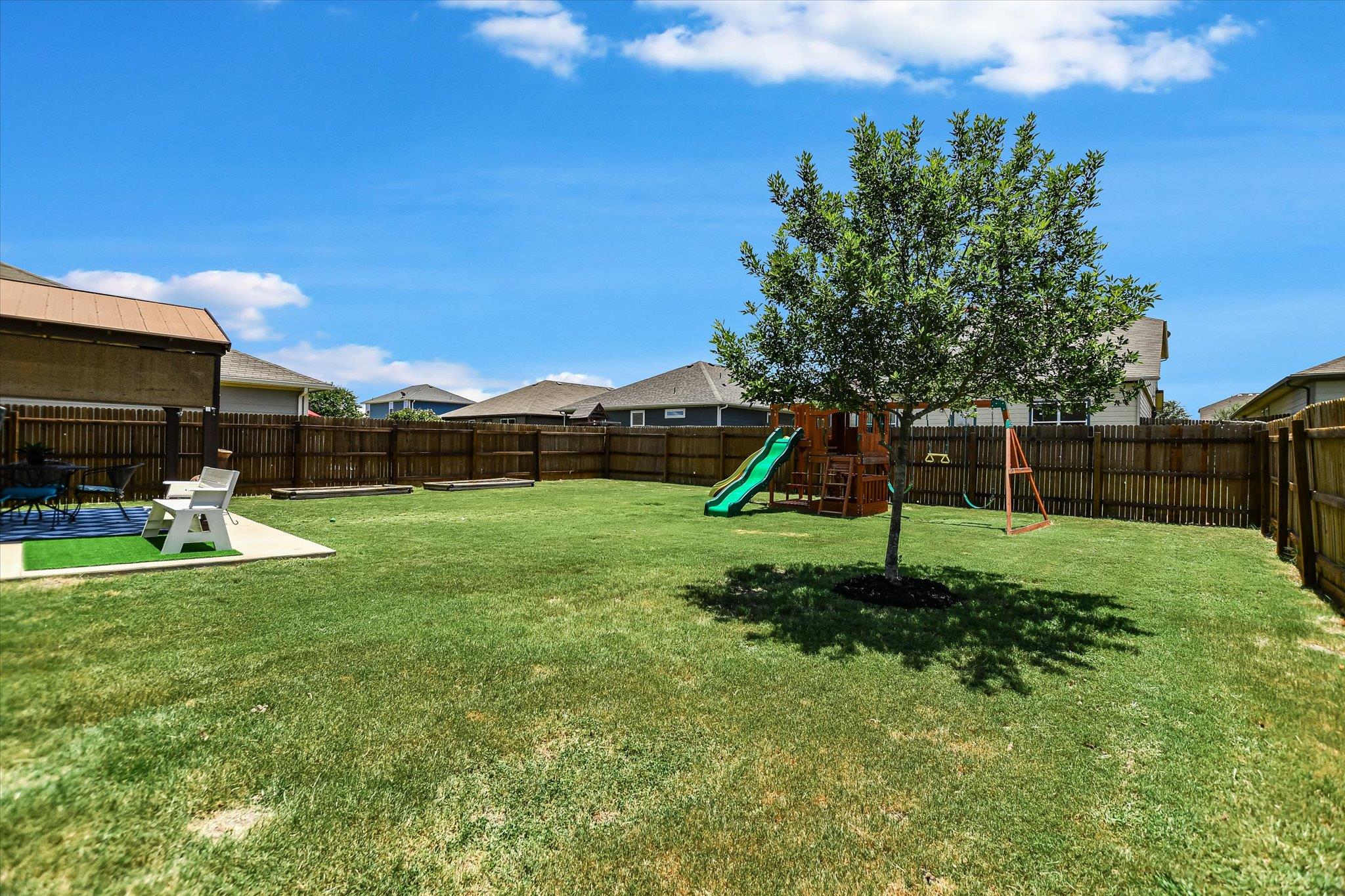 103 Navidad River Dr, Hutto, TX 78634