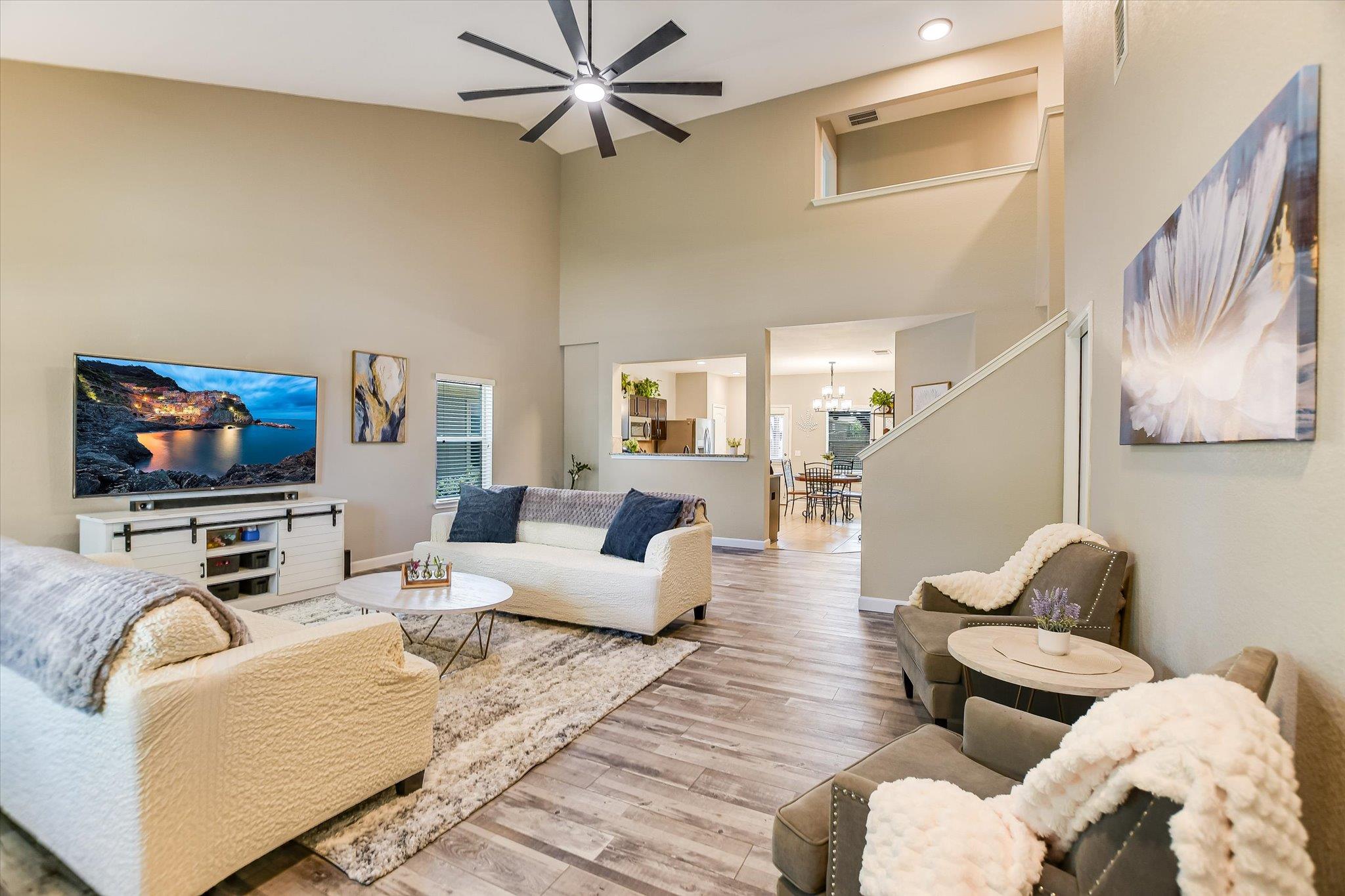 103 Navidad River Dr, Hutto, TX 78634