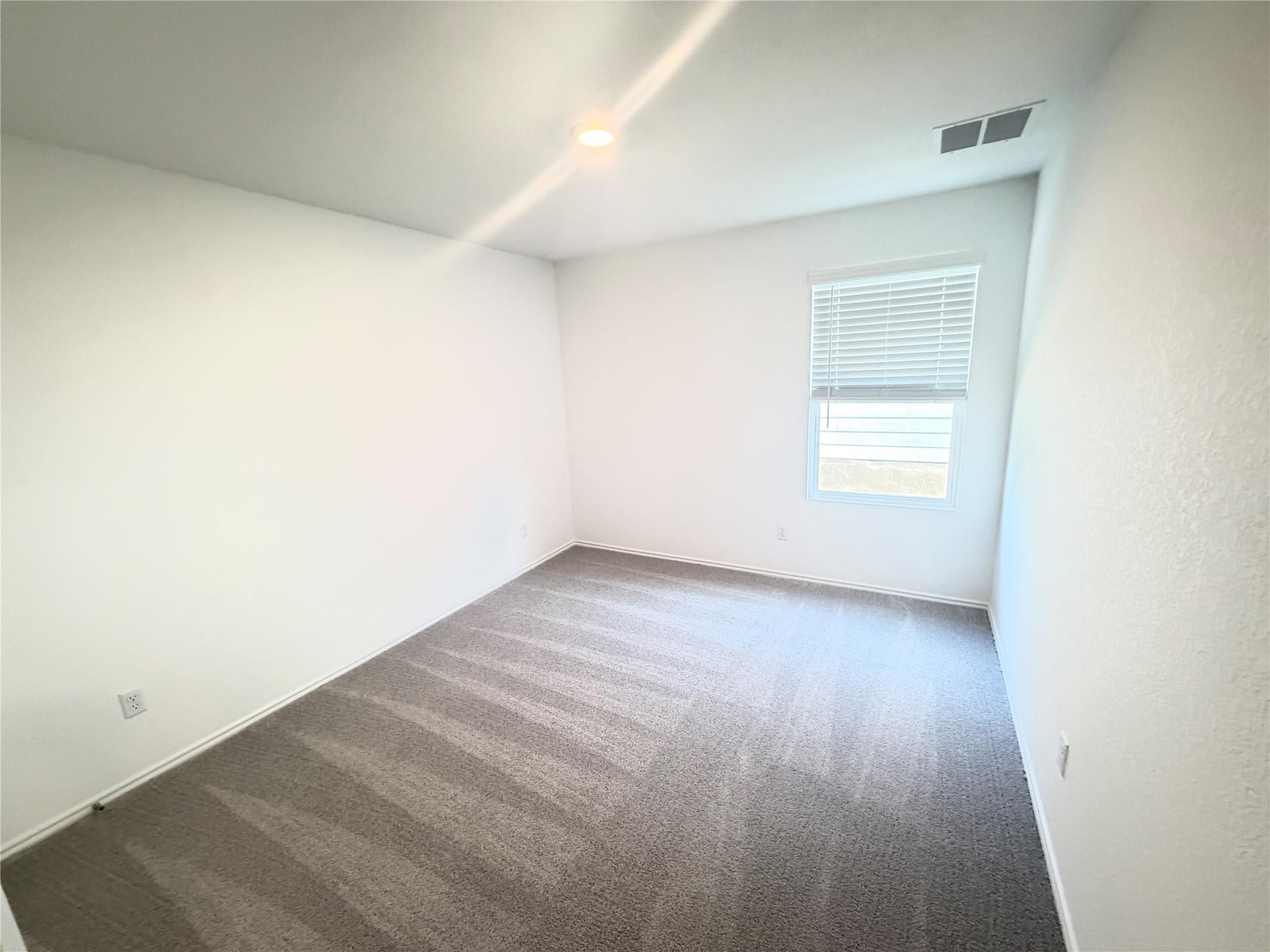 360 Brannigan Dr, Jarrell, TX 76537