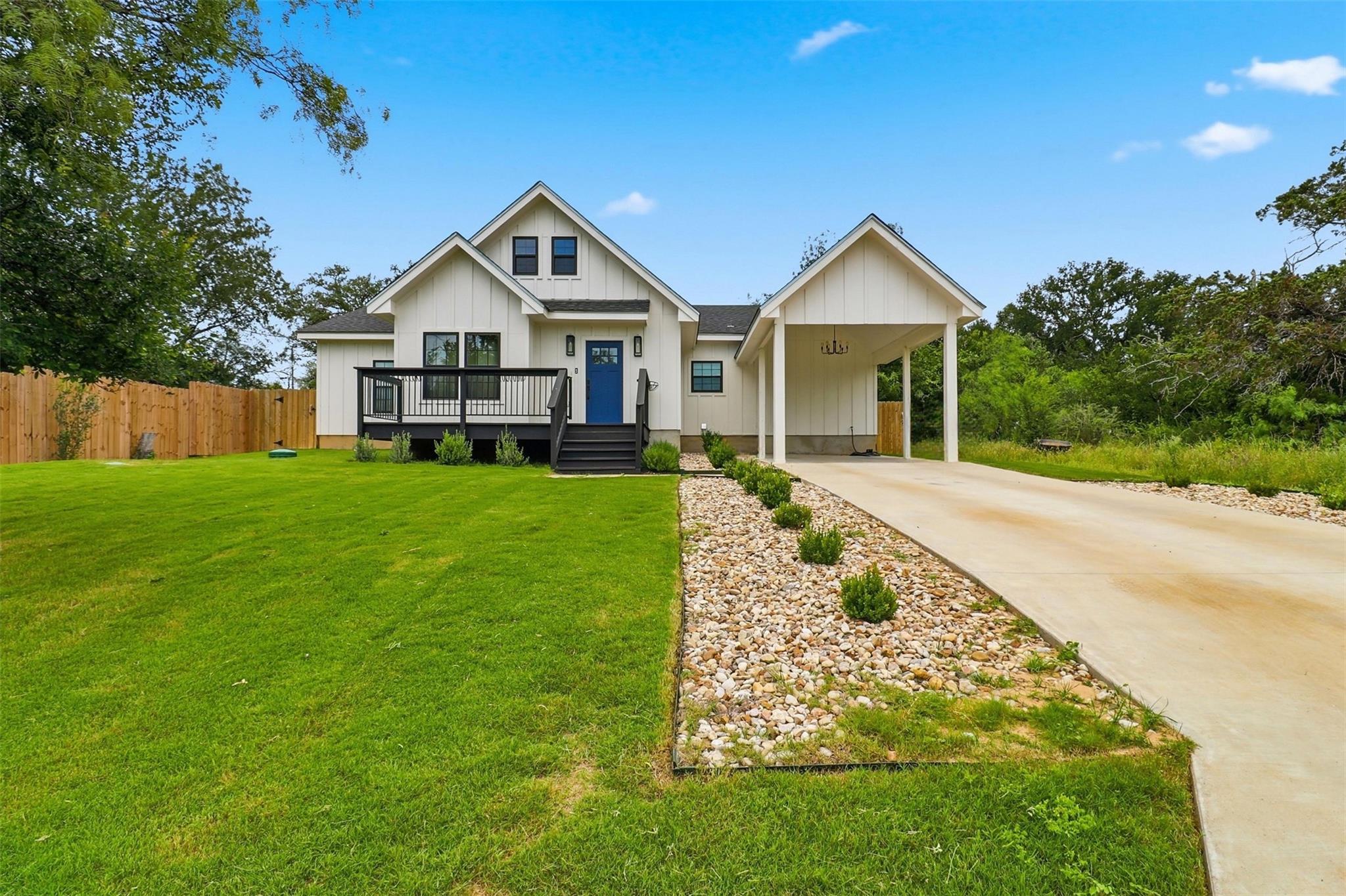 206 Sunfire, Spicewood, TX 78669