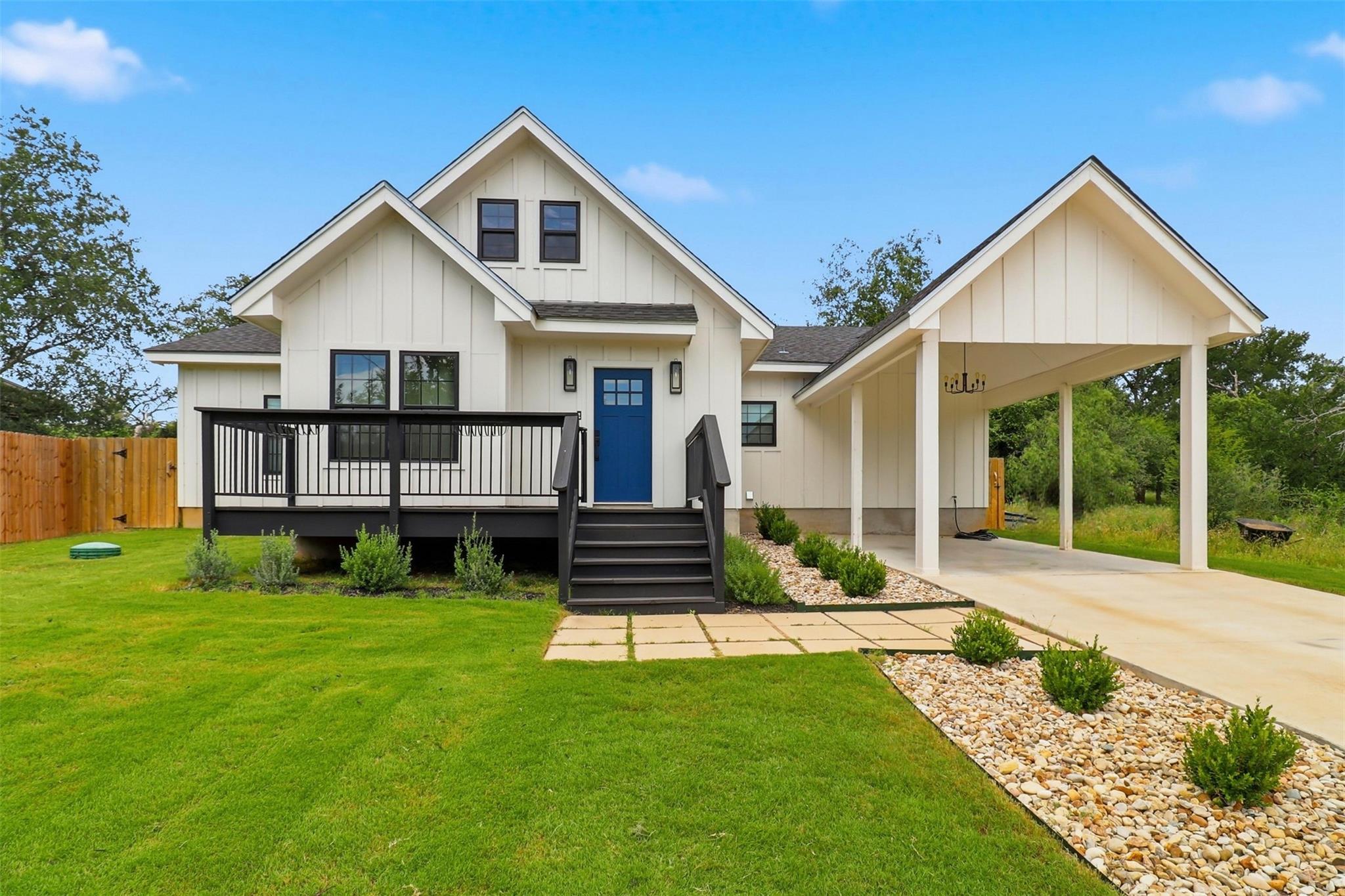 206 Sunfire, Spicewood, TX 78669