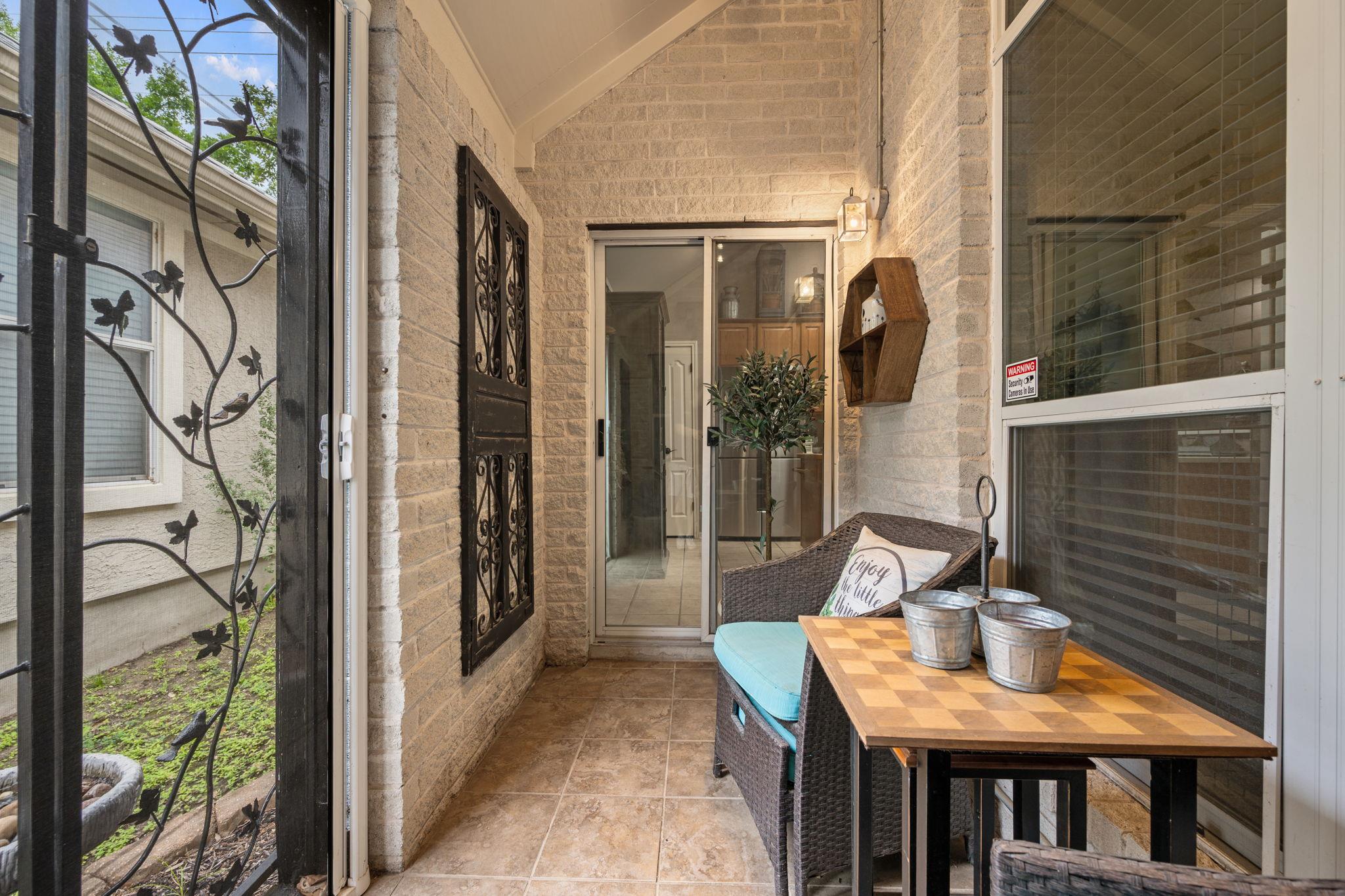 139 Double Eagle Dr, Lakeway, TX 78738