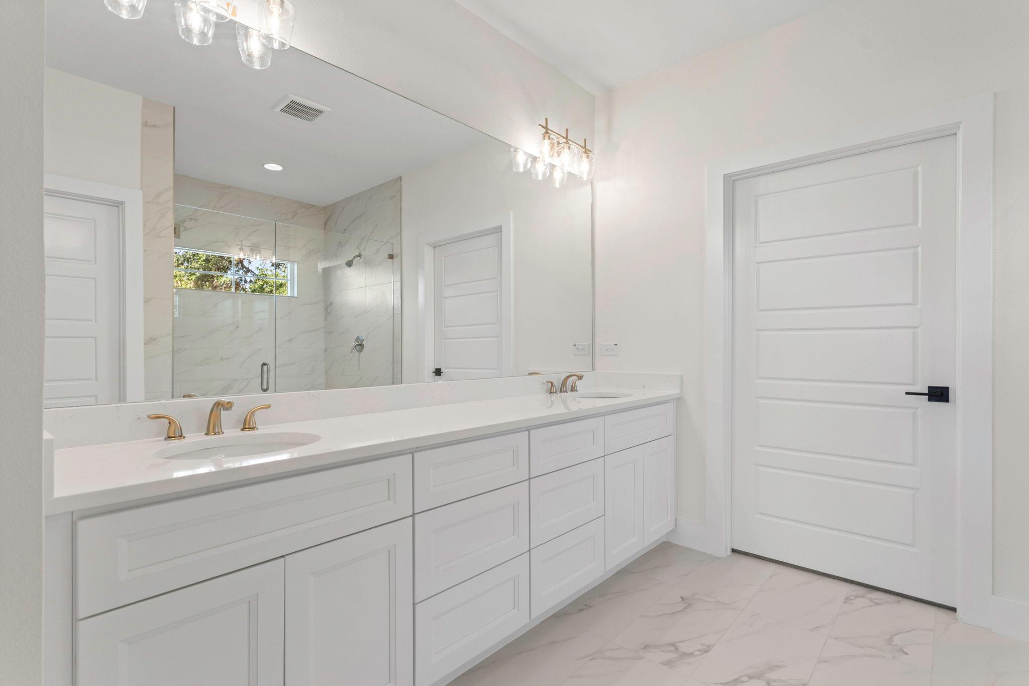 1901 N Chateau Lane Ln N, Kerrville, TX 78028