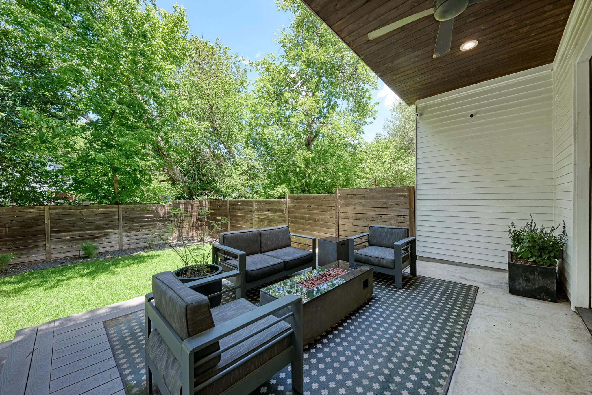 918 Cardinal Ln # A, Austin, TX 78704