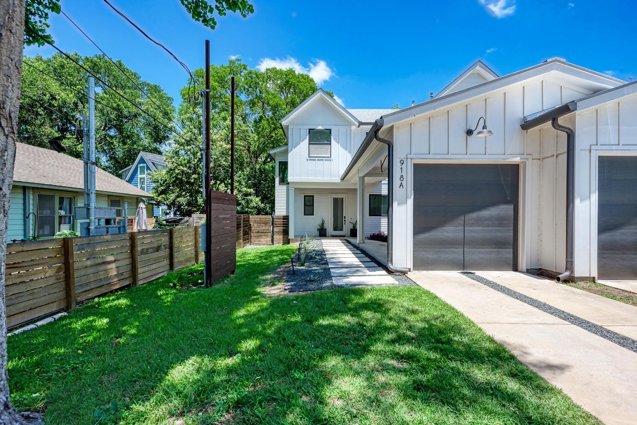 918 Cardinal Ln # A, Austin, TX 78704