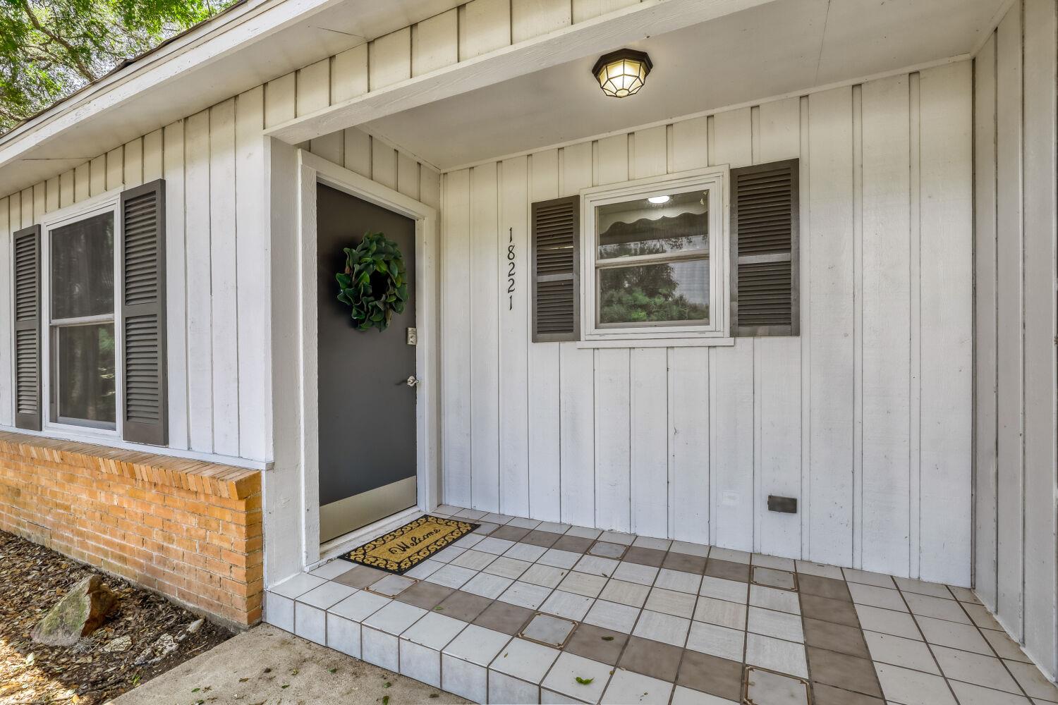 18221 Ledge St, Jonestown, TX 78645
